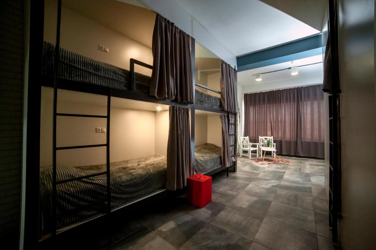 Single Bed in Male Dormitory Room photo 1