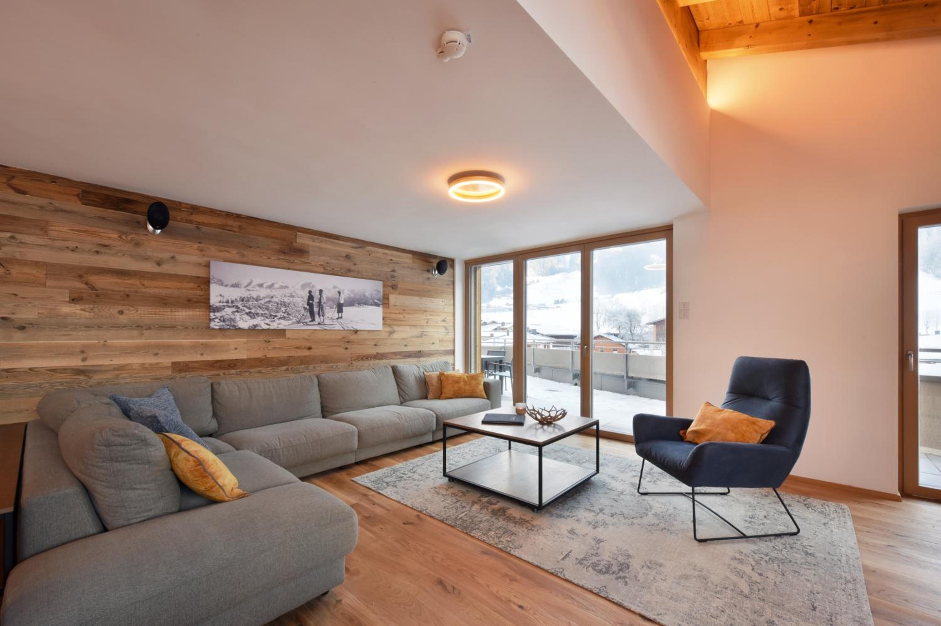 Four-Bedroom Penthouse Apartment