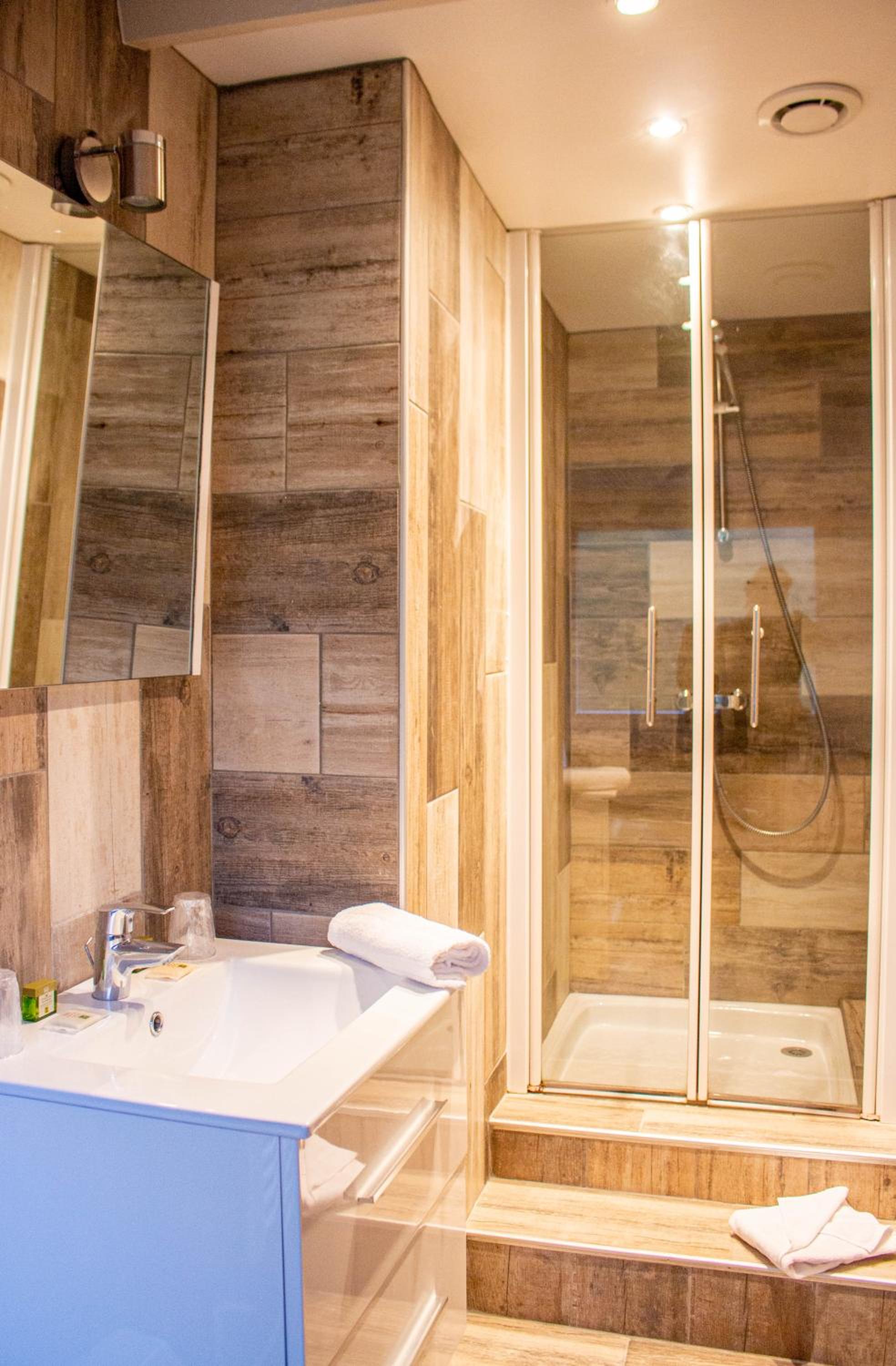 Triple Room - Photo 8