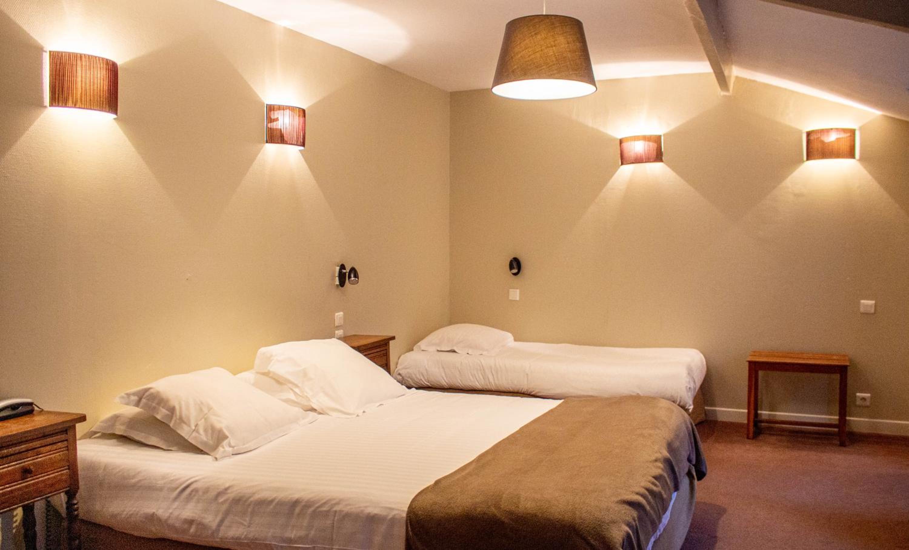 Triple Room - Photo 1