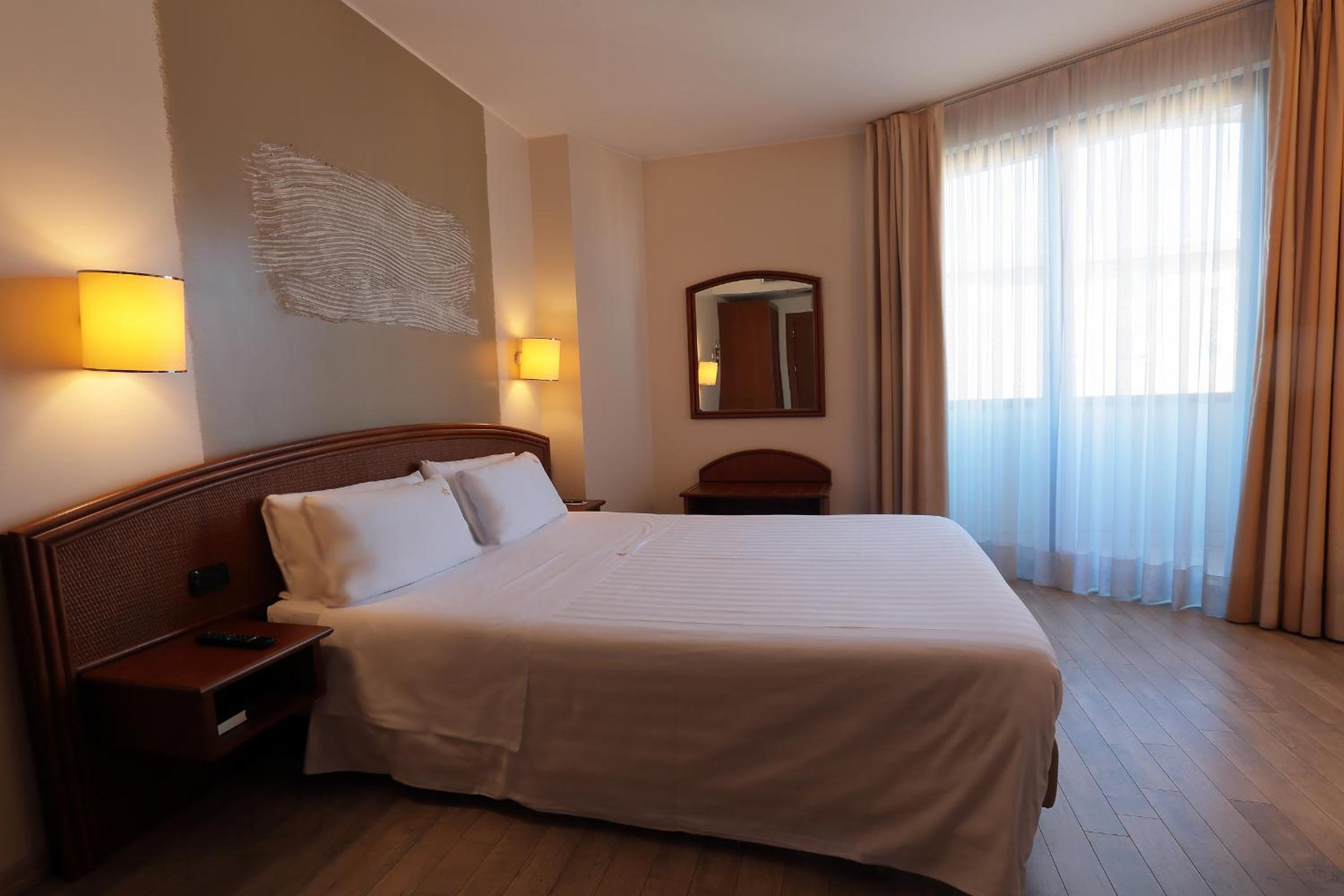 Superior Double or Twin Room photo 1