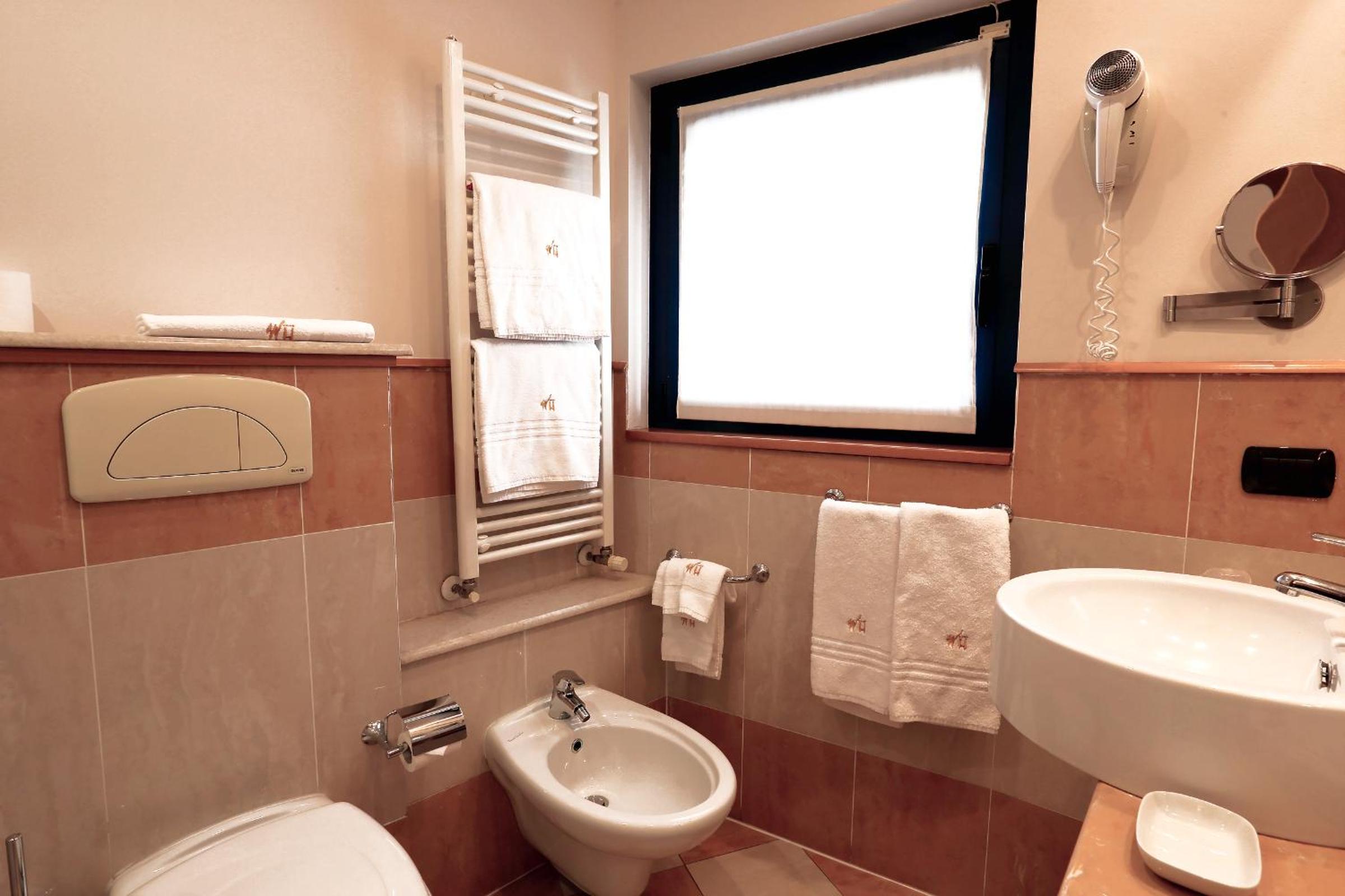 Economy Double Room - Ground Floor photo 2