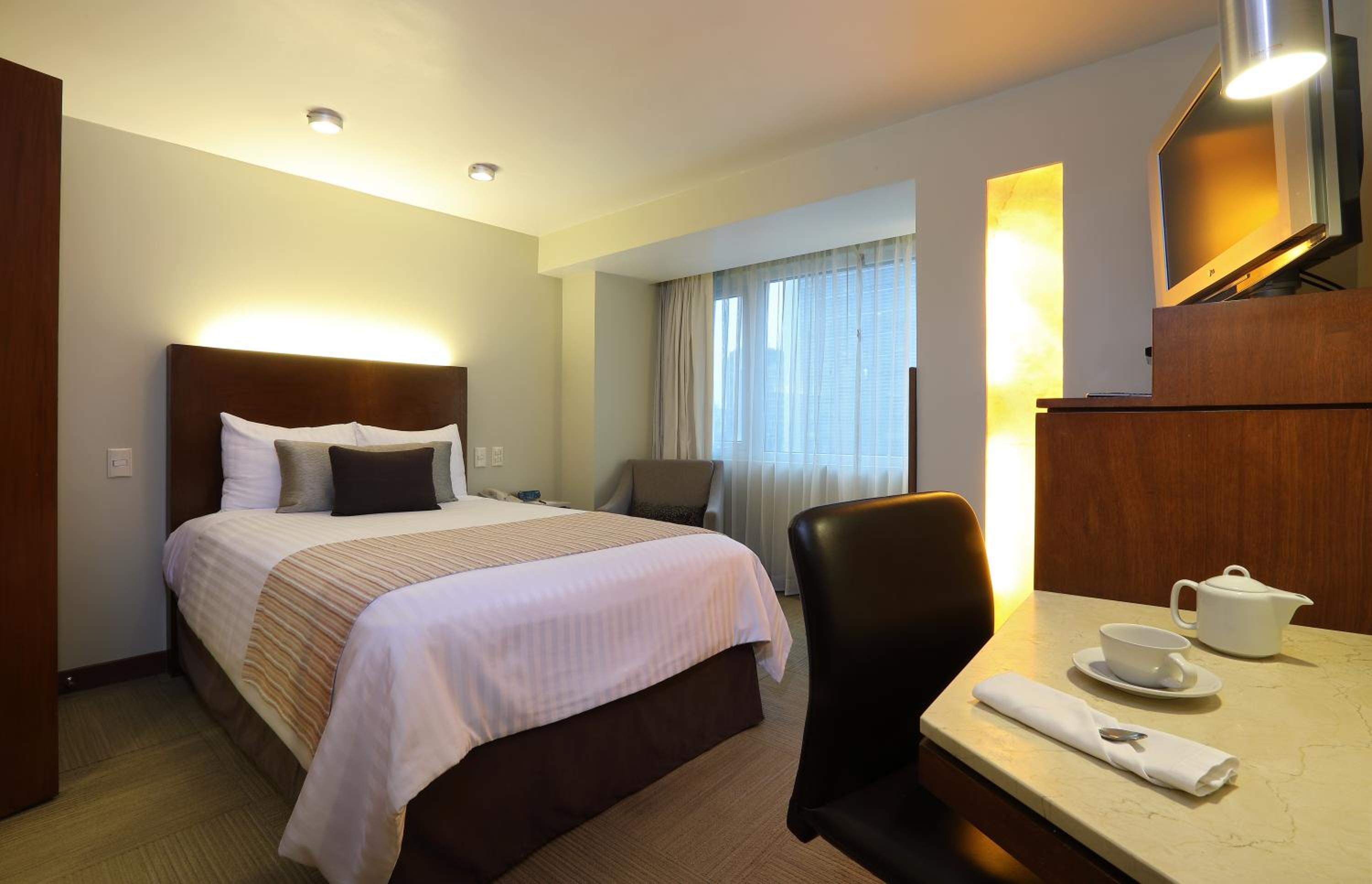 Standard Double Room - Photo 5