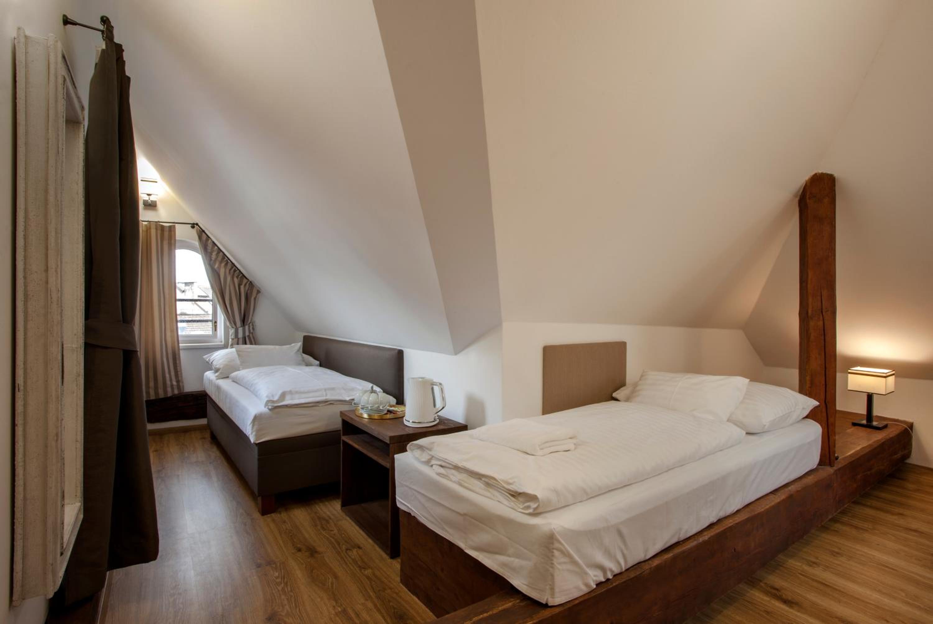 Economy Quadruple Room - Attic with Air Conditioning