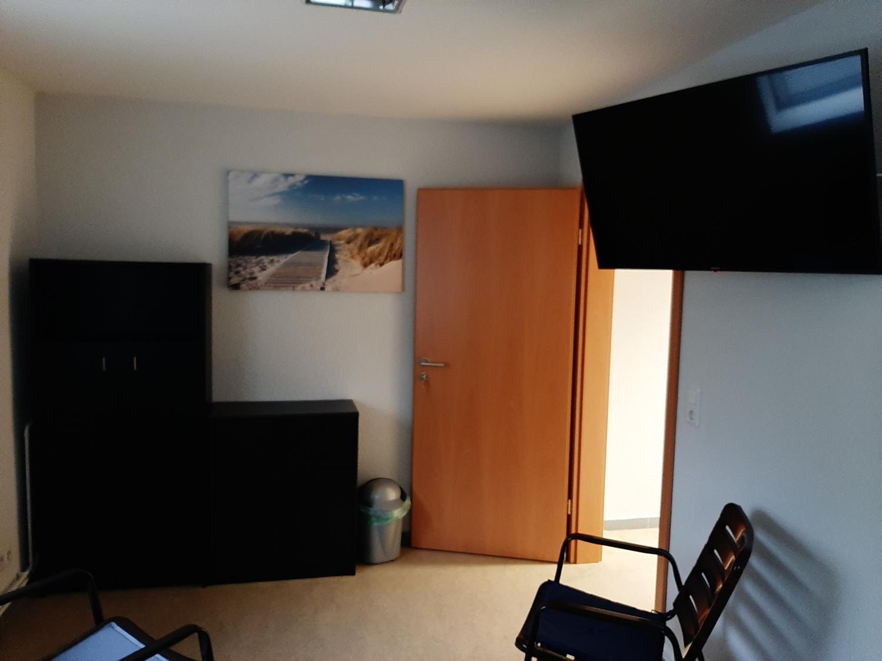 Three-Bedroom Apartment photo 1