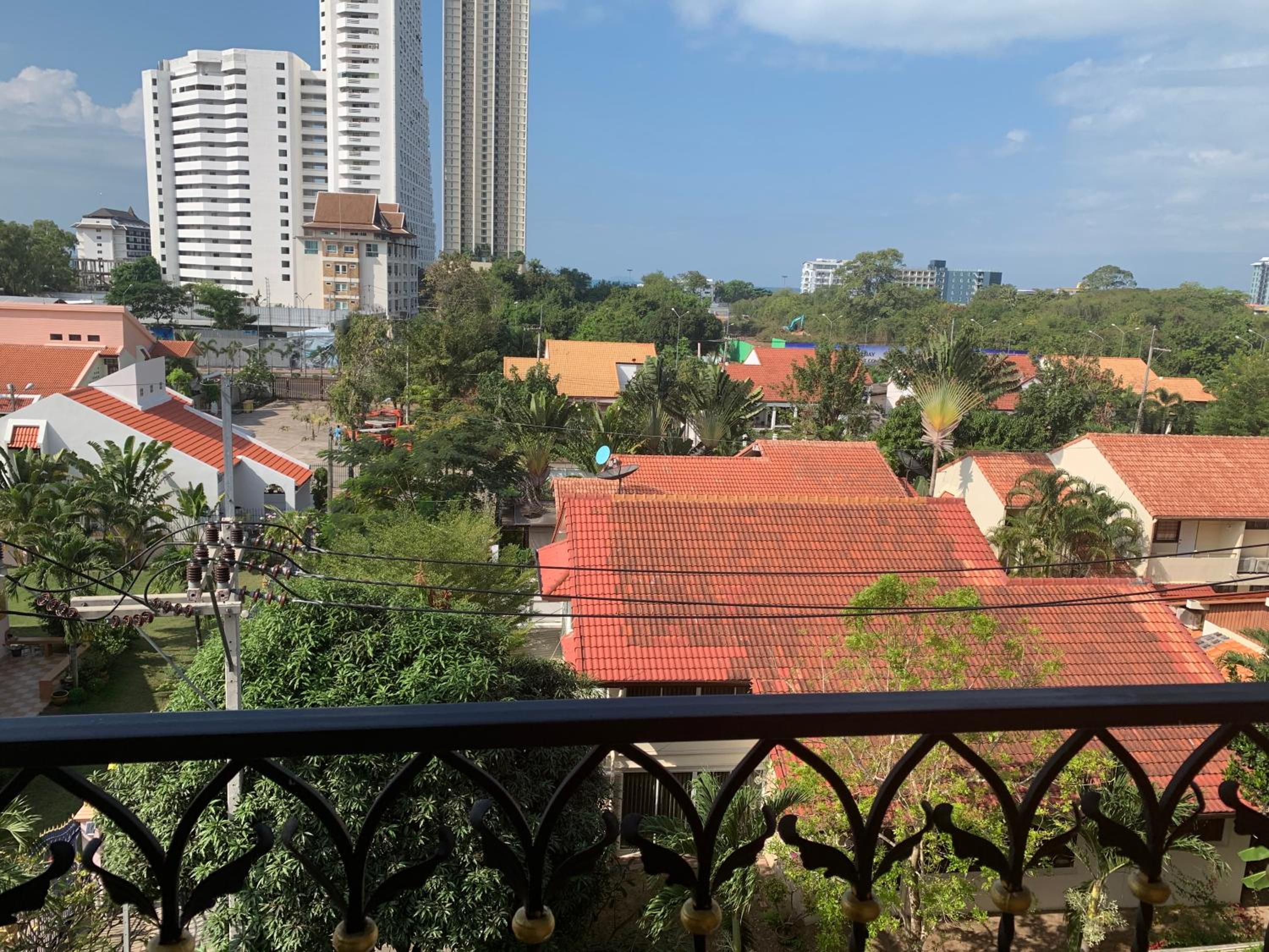 Studio with Balcony photo 3