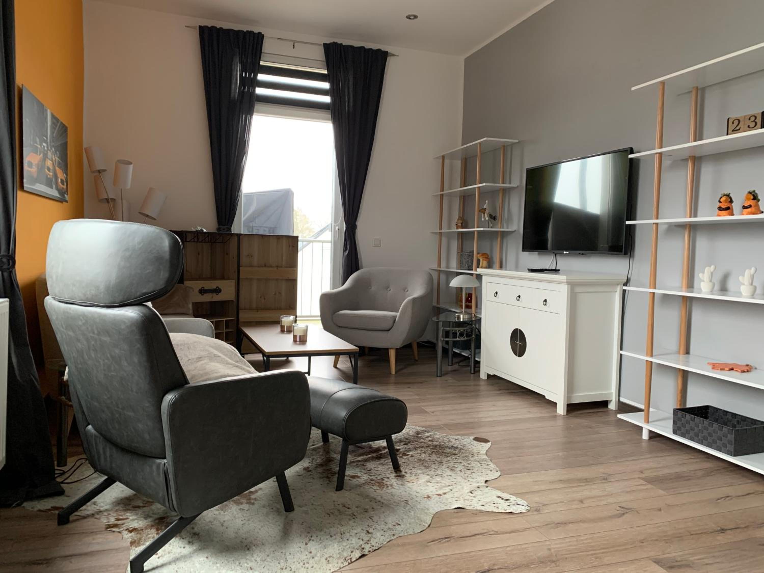 Two-Bedroom Apartment - Photo 8