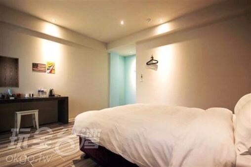 Deluxe Double Room photo 3