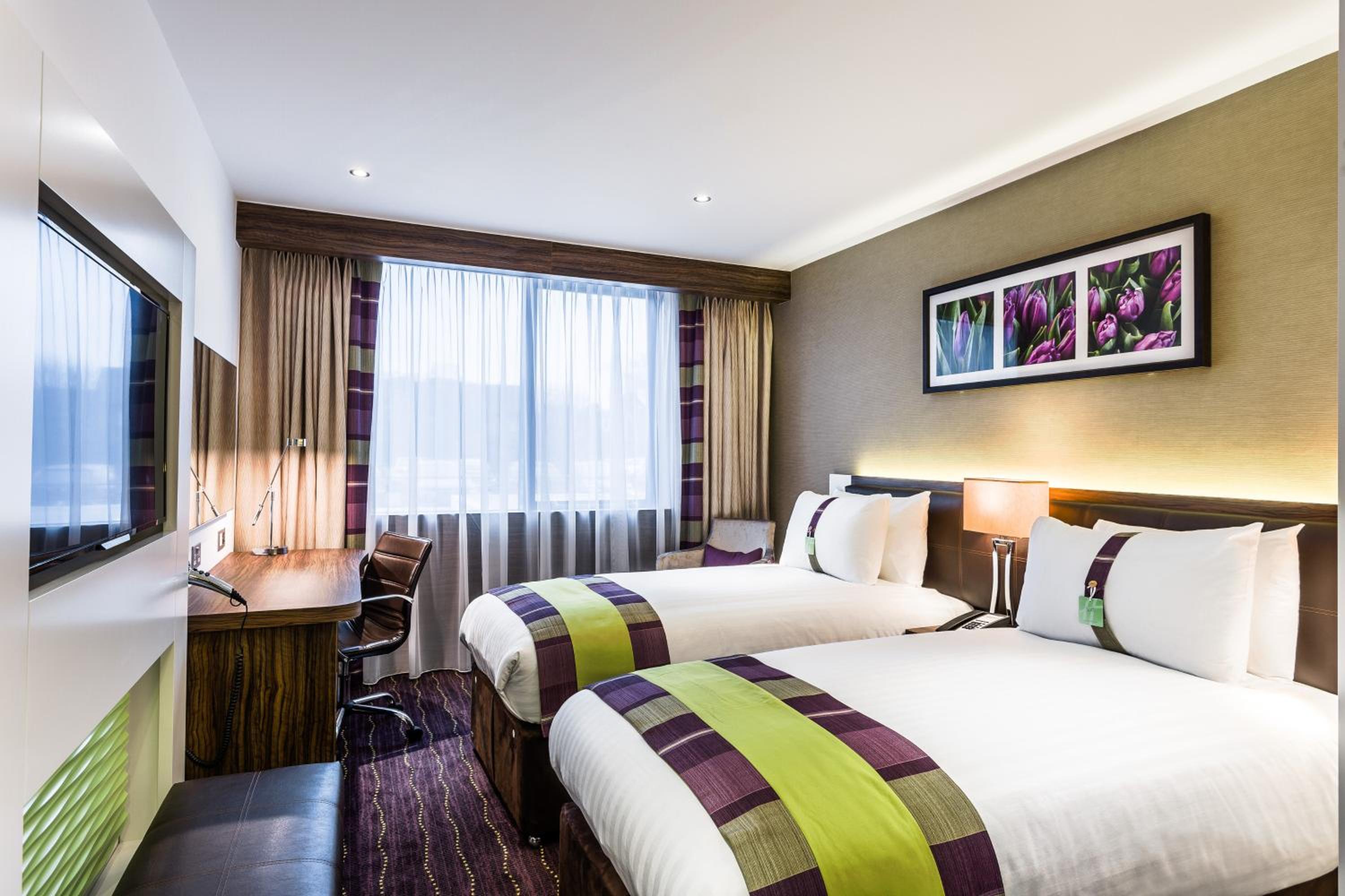 Standard Room with Two Single Beds photo 2