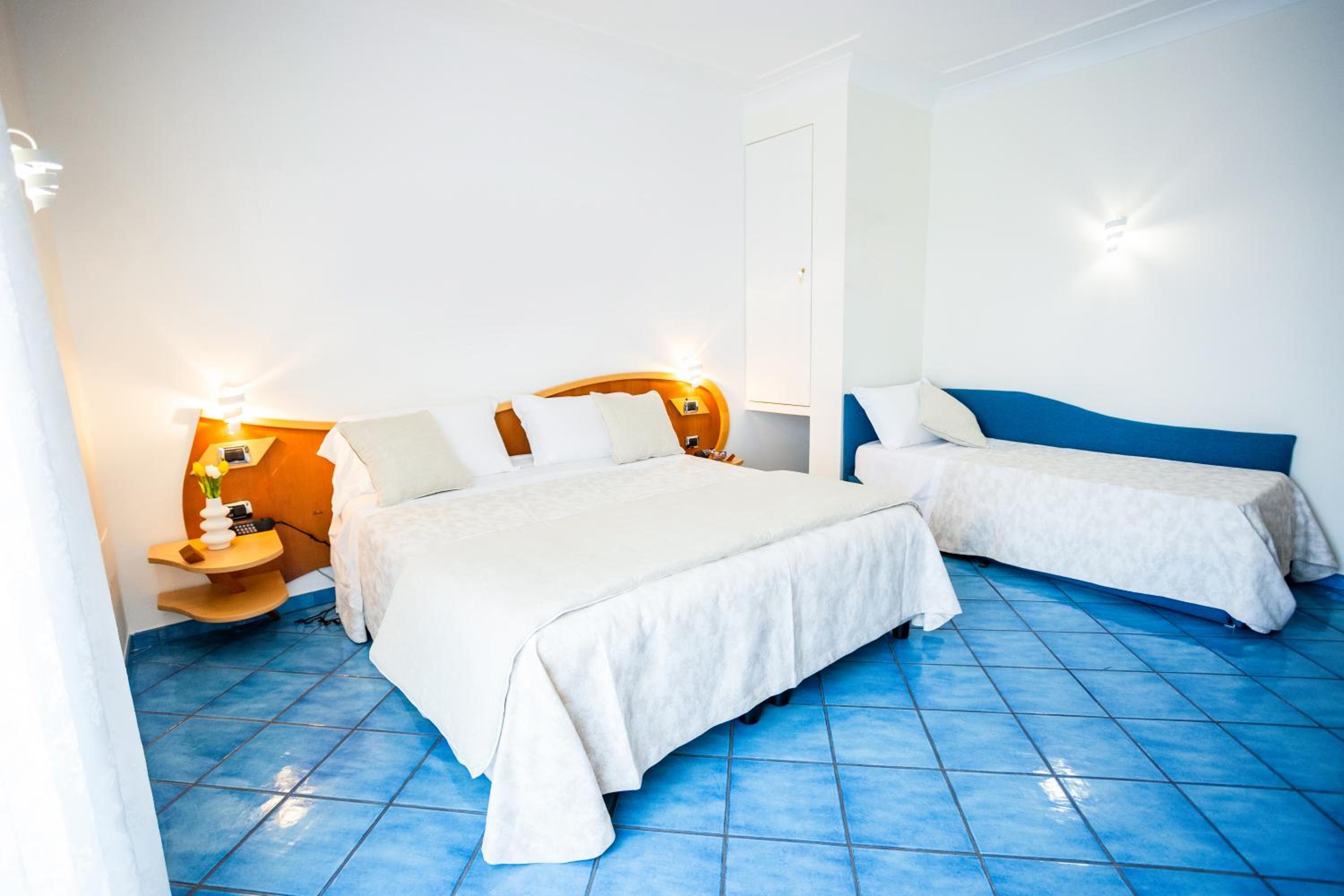 Suite photo 1