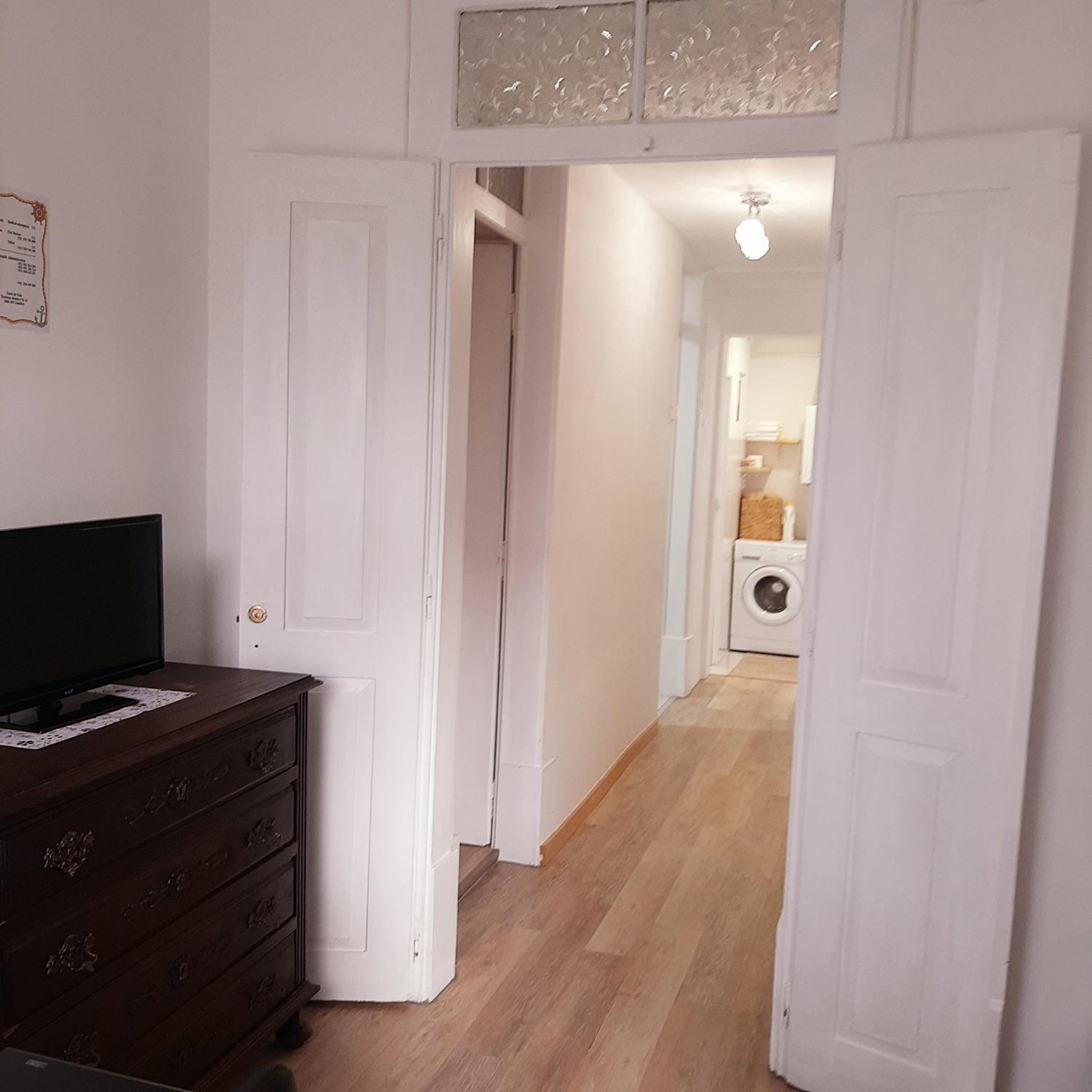 Two-Bedroom Apartment - Photo 24