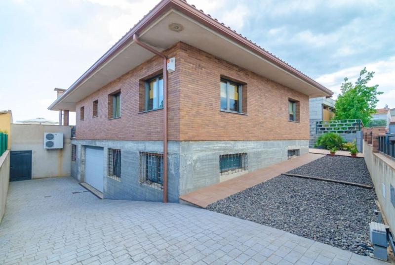 Villa with Private Pool photo 3