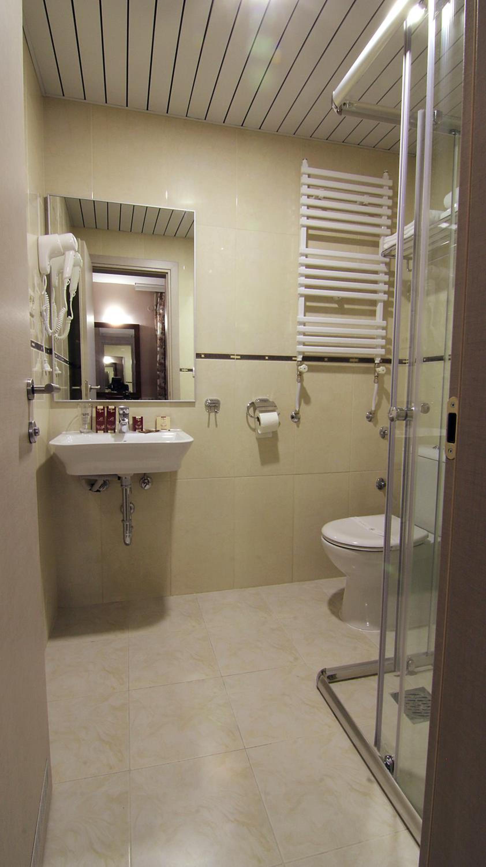 Superior Suite - Photo 2