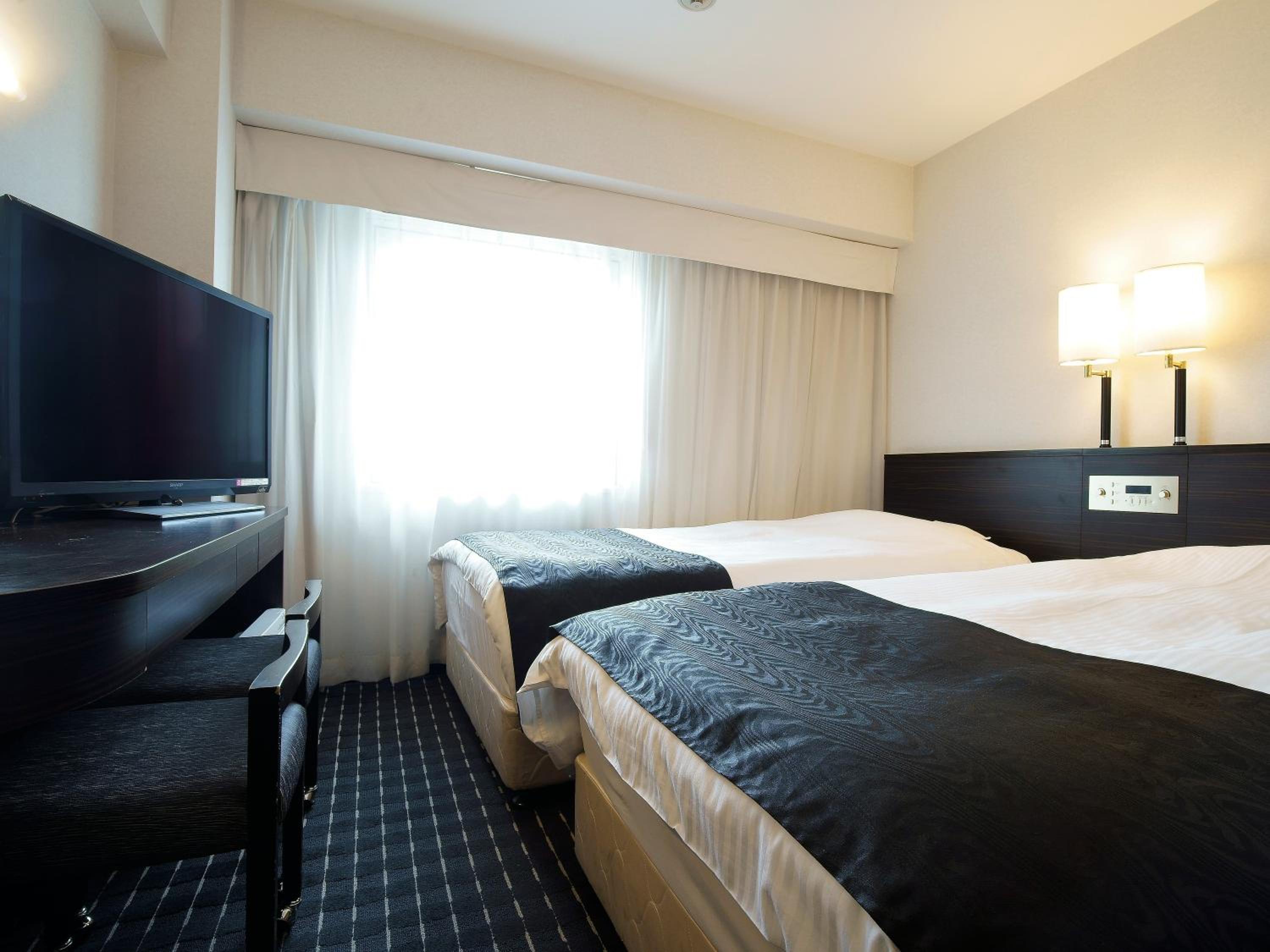 Twin Room - Non-Smoking