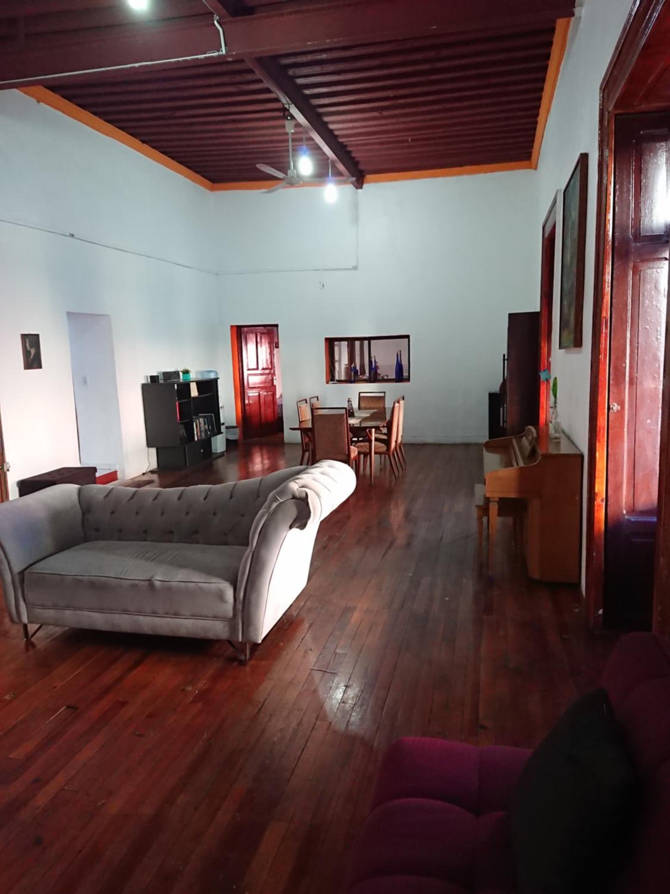 King Suite with Balcony - Photo 16