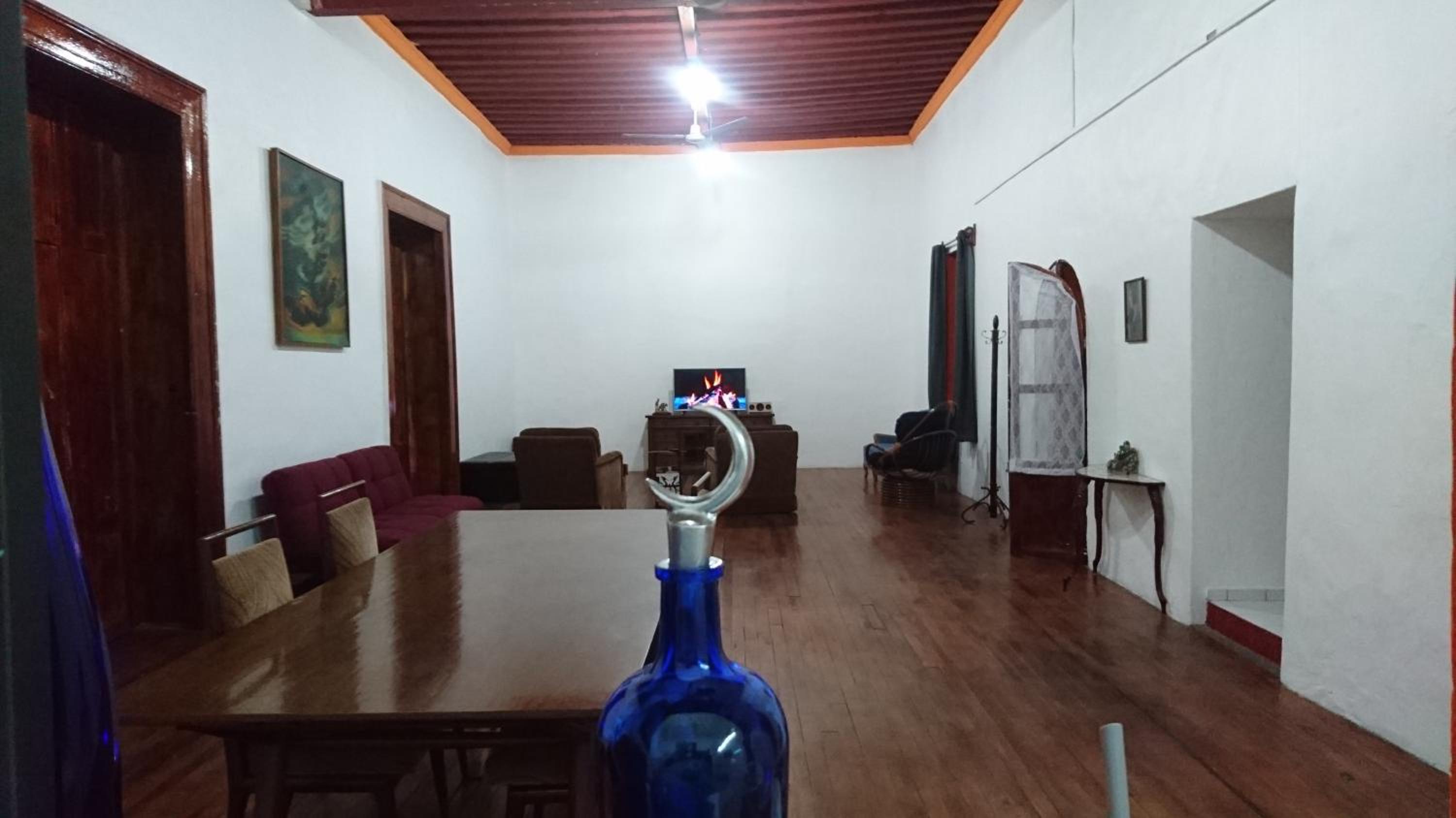 King Suite with Balcony - Photo 13