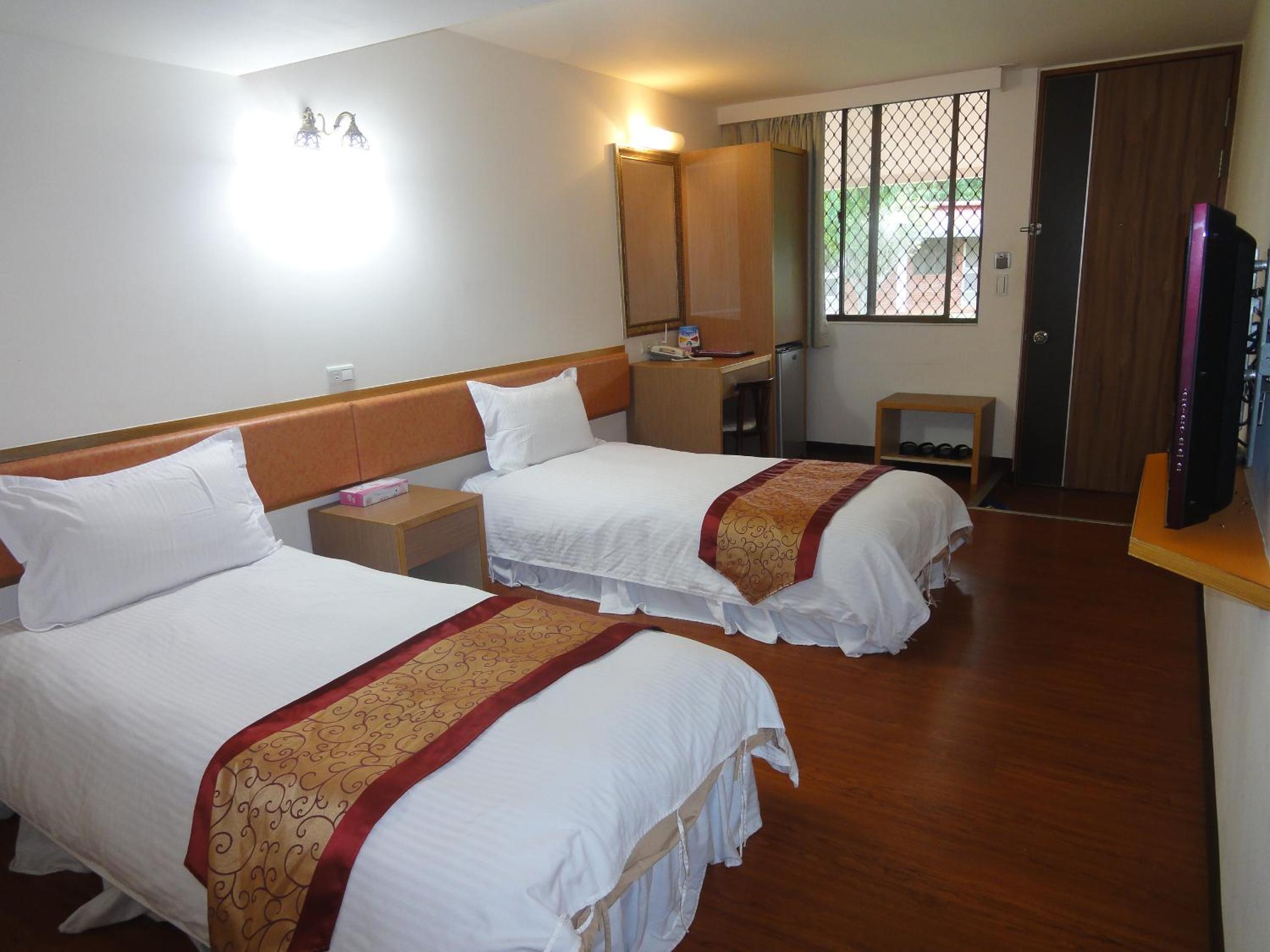 Standard Double or Twin Room photo 3