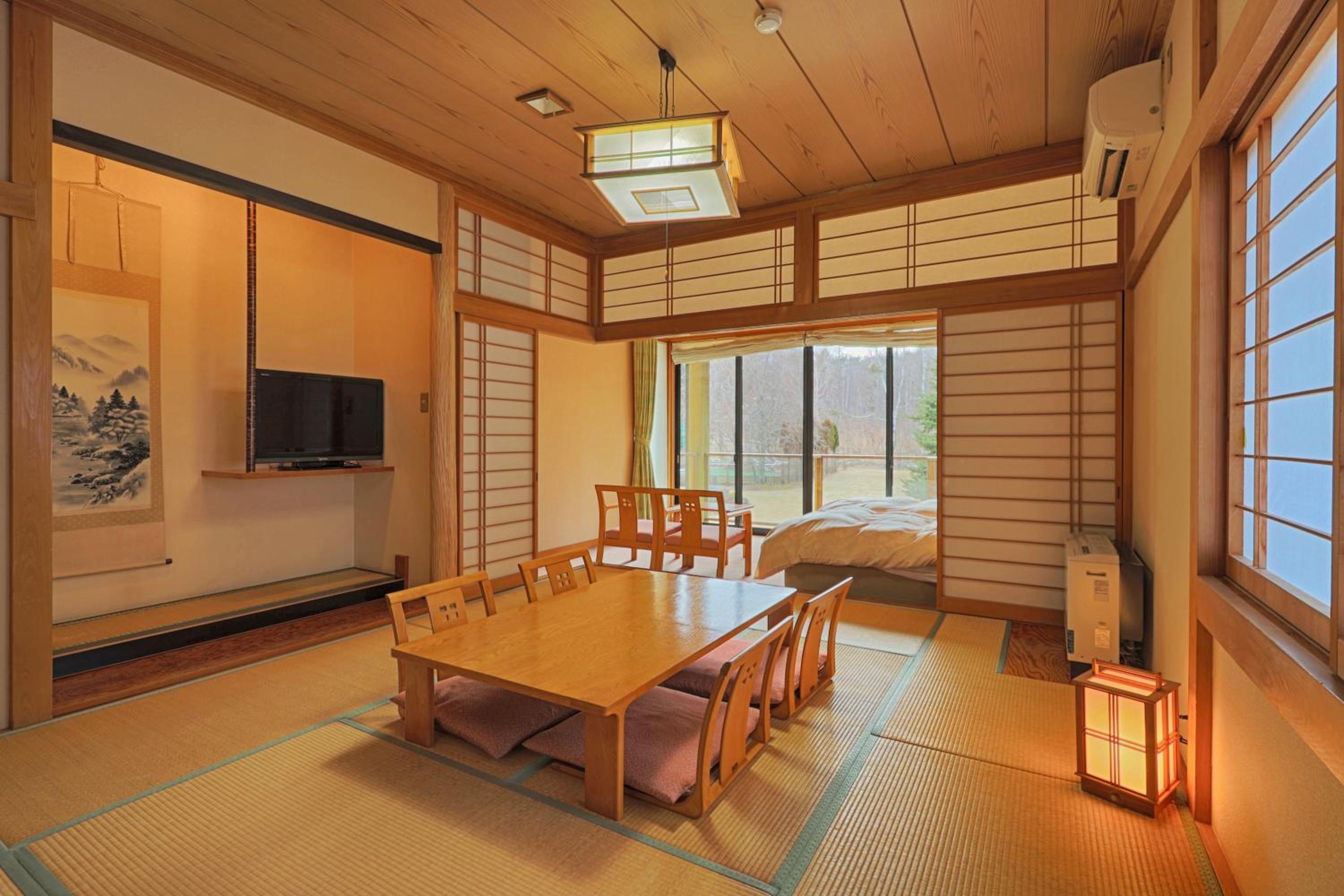 Suite with Mountain View