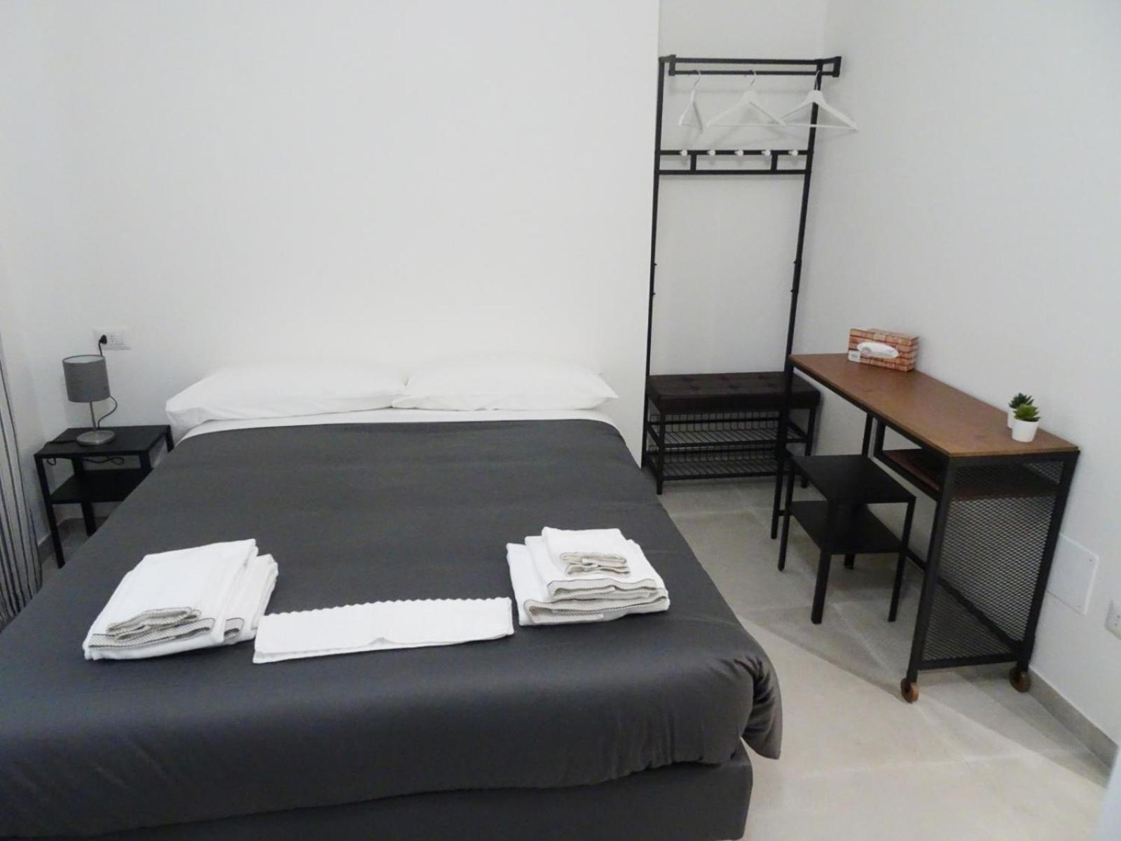 Double Room with Private Bathroom photo 1