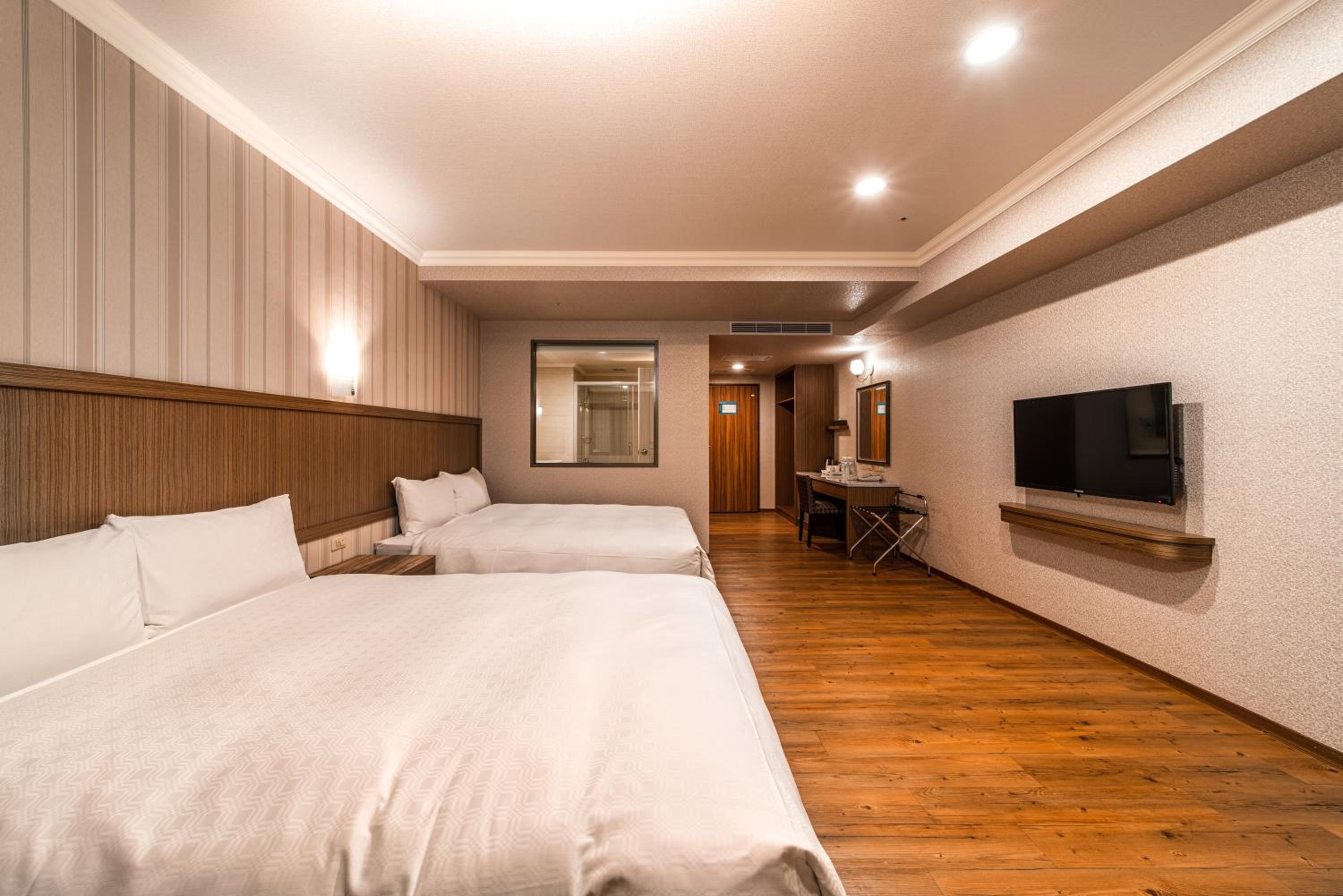 Deluxe Quadruple Room photo 2