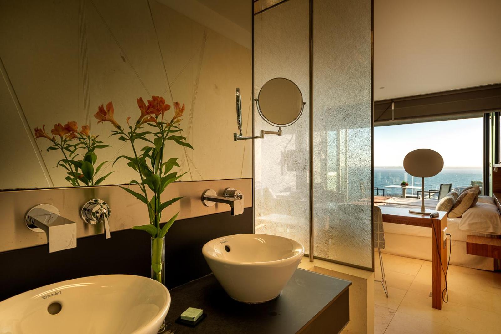Standard Double Room - Photo 2