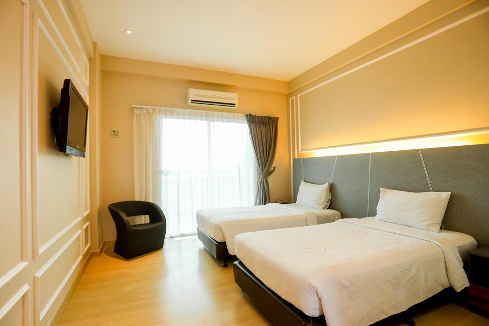 Superior Double or Twin Room photo 2