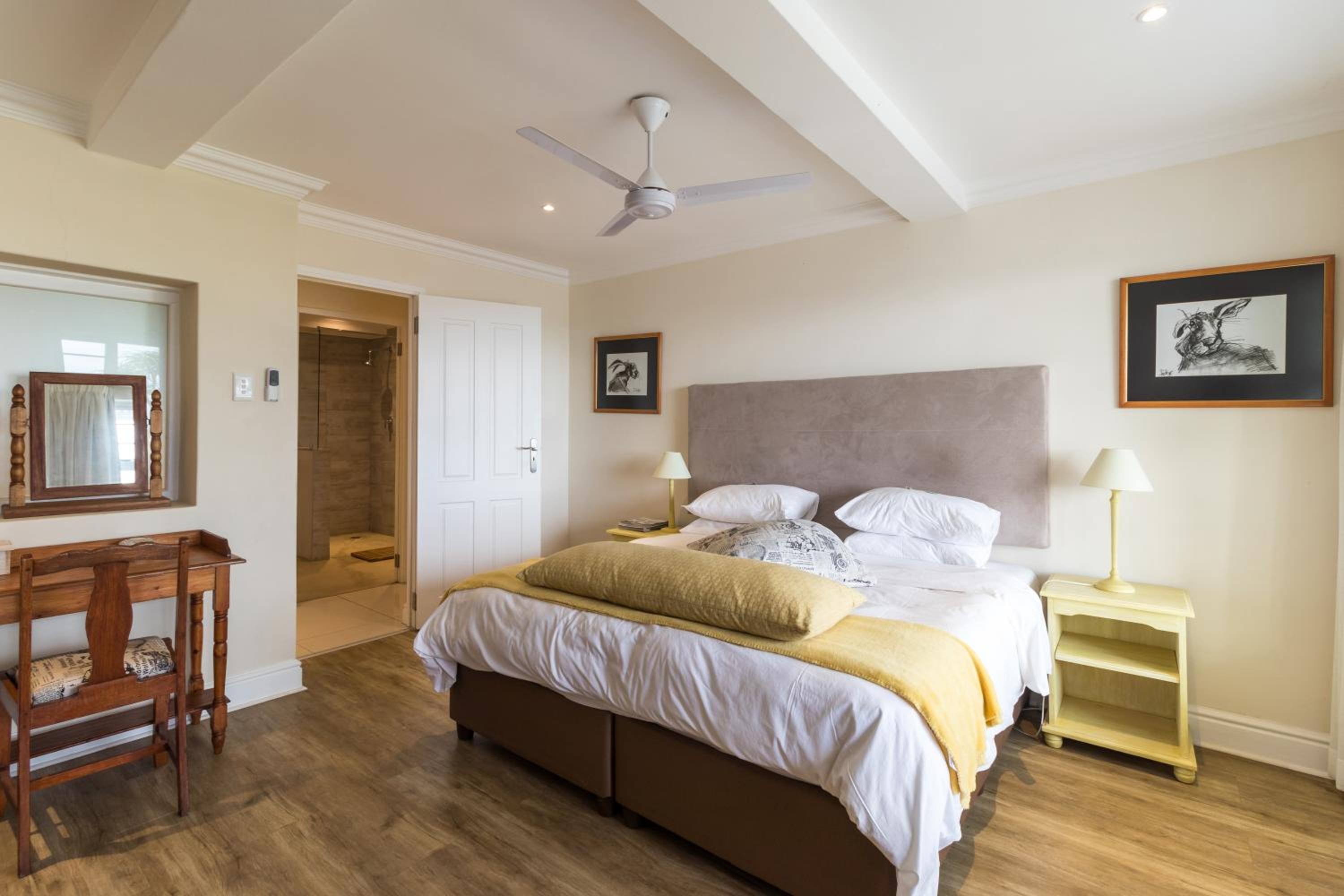 Apartment - Photo 9