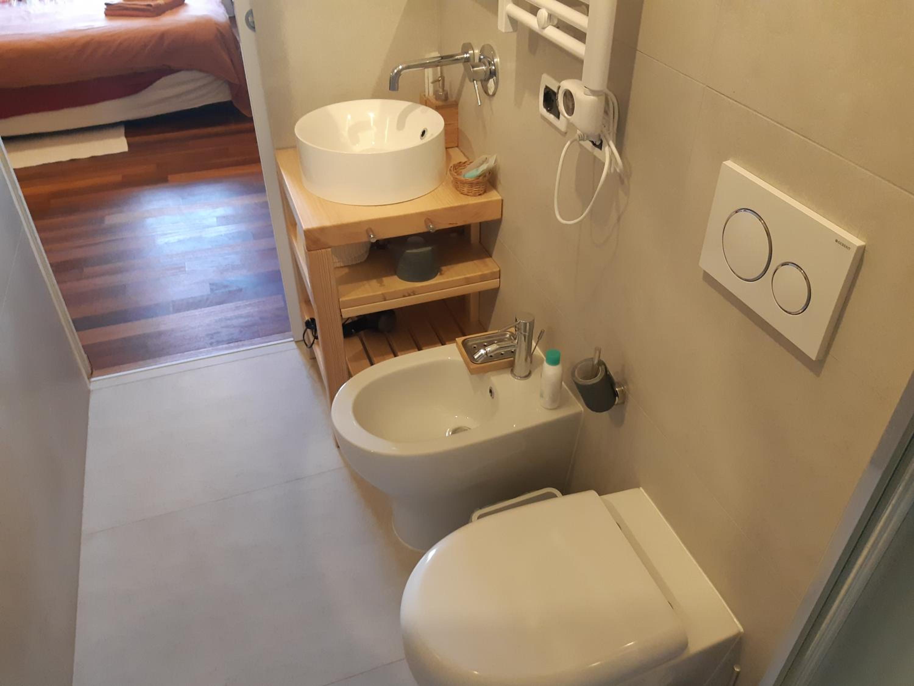 Double or Twin Room with Garden View - Photo 23