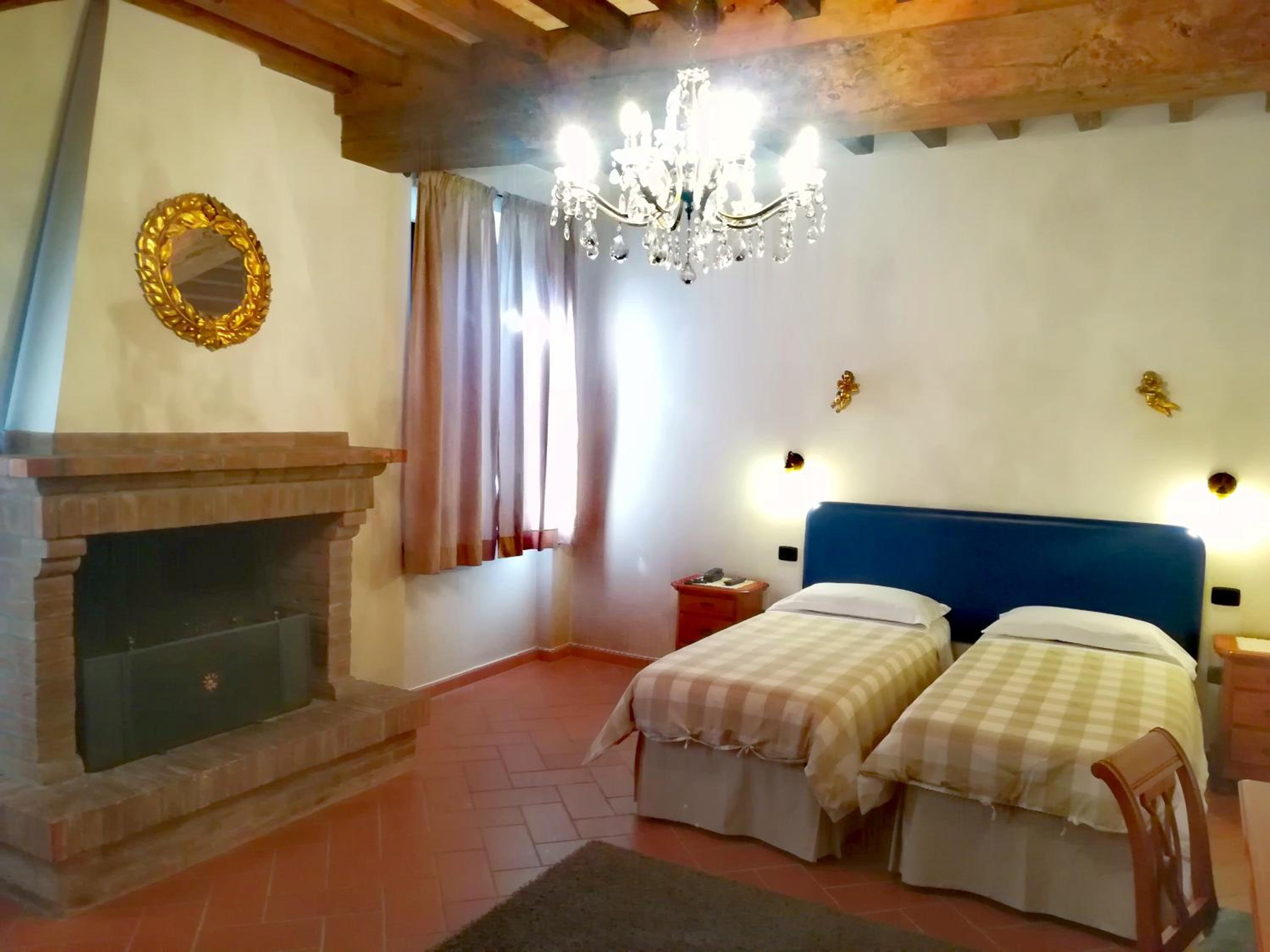 Double Room - Photo 1