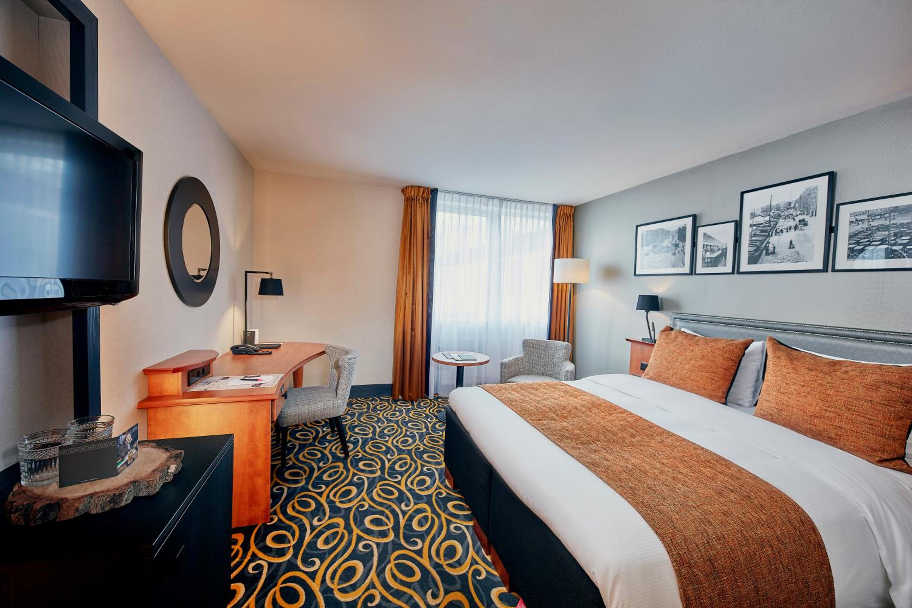 Standard Double or Twin Room - Photo 1