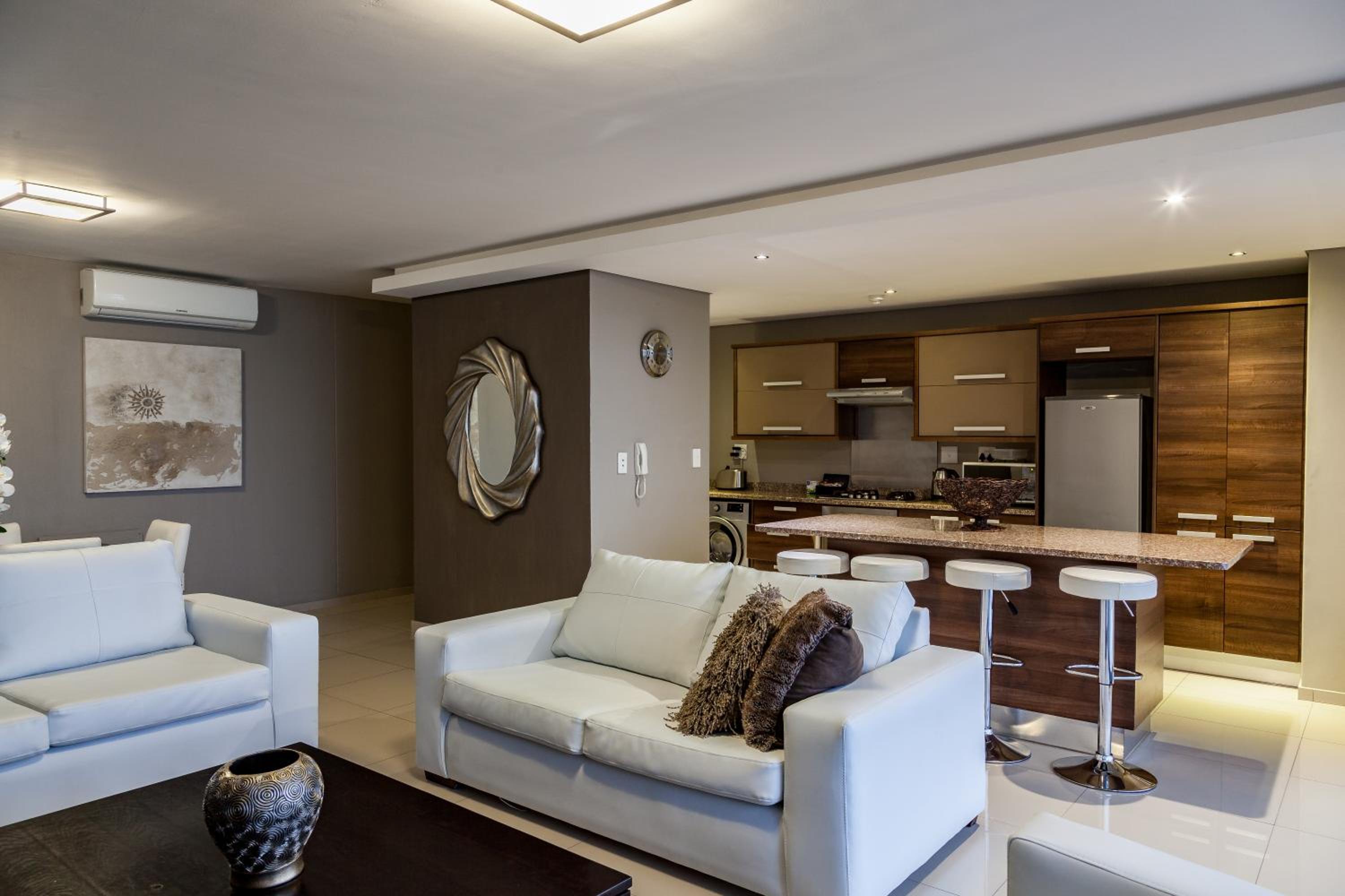 Three Bedroom Premium Suite photo 2