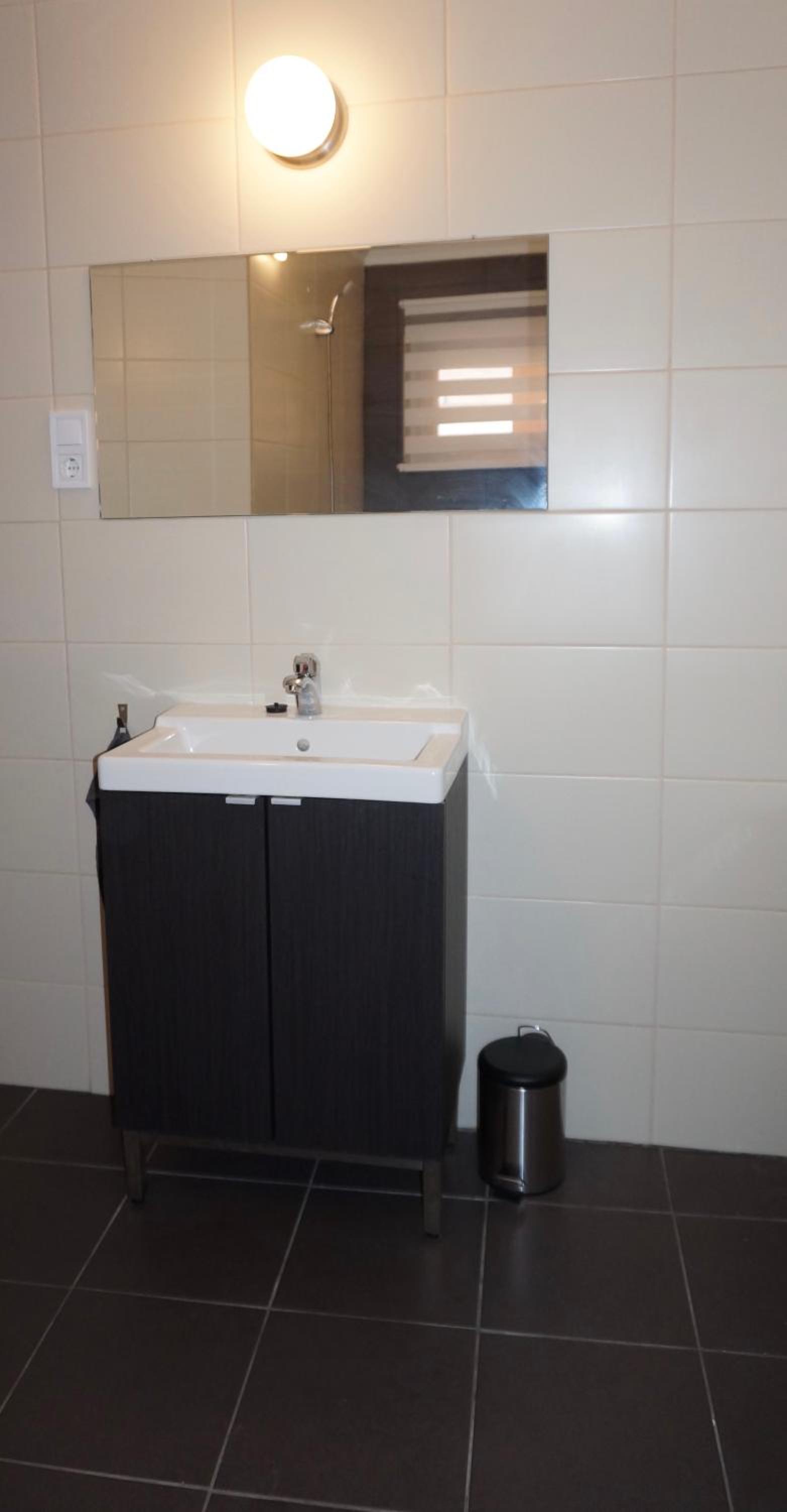 One-Bedroom Apartment - Photo 16