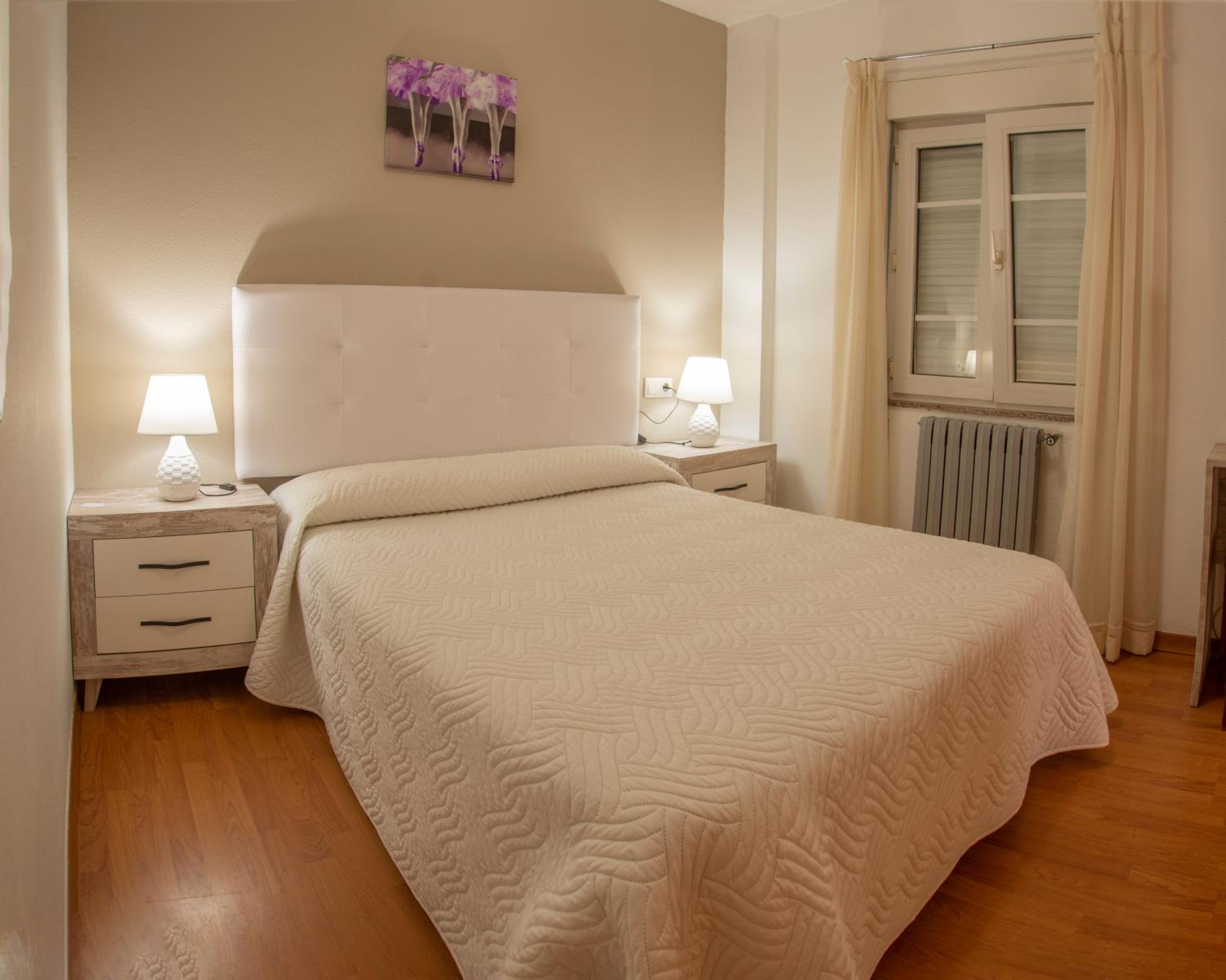 Habitación Estándar con Cama Queen