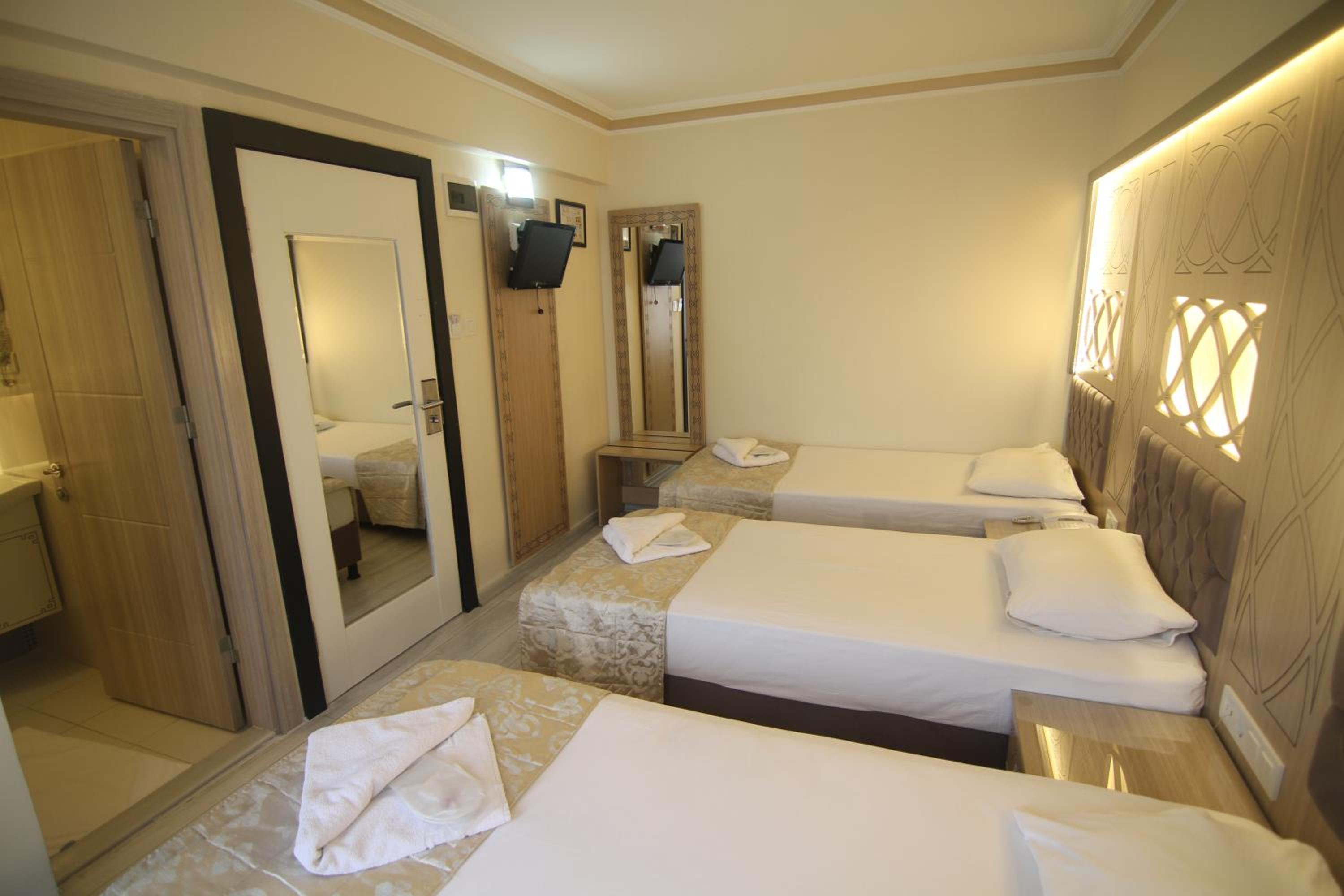 Triple Room photo 2