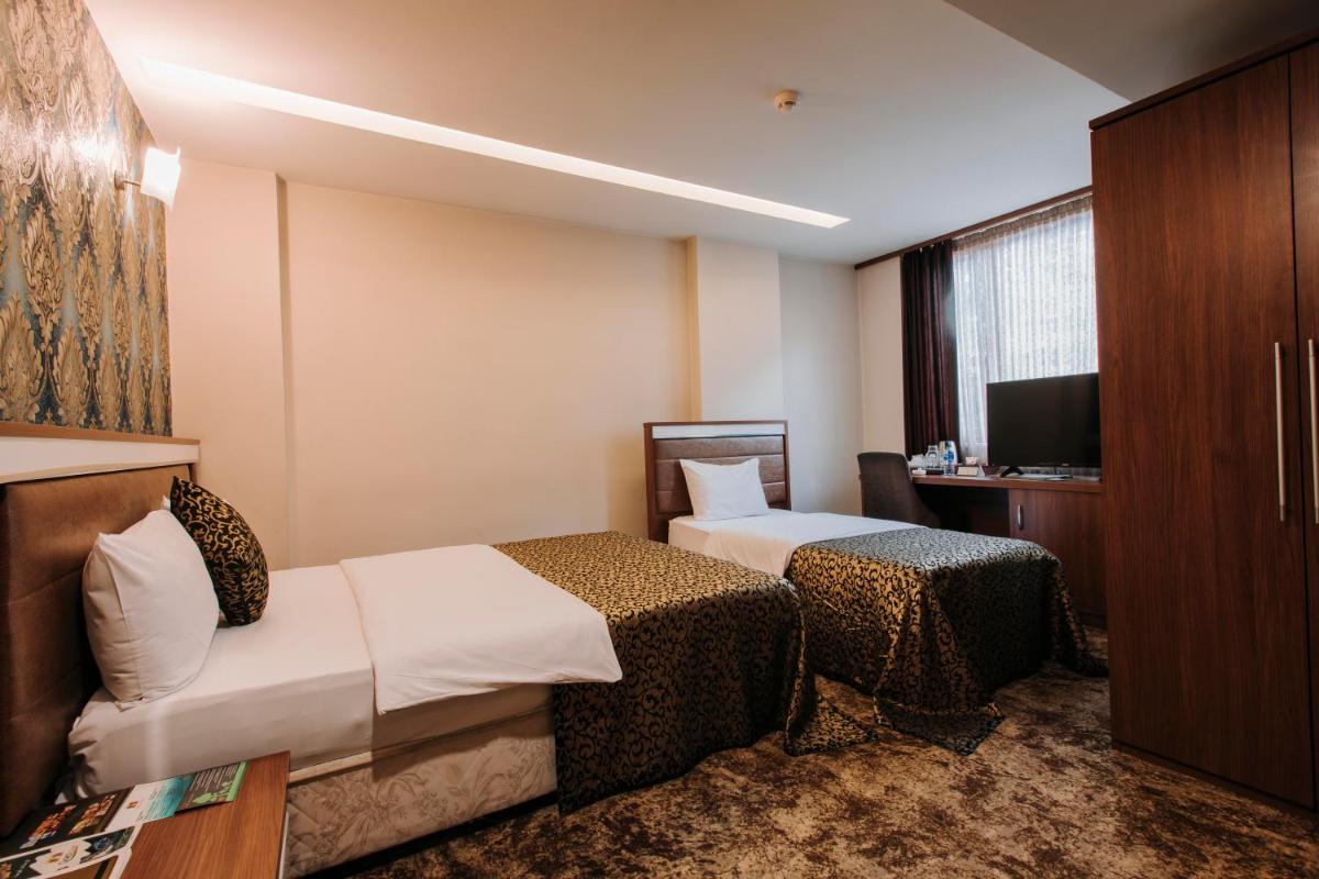 Double Room with Mountain View photo 2