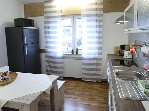 Apartment with Balcony - Photo 18