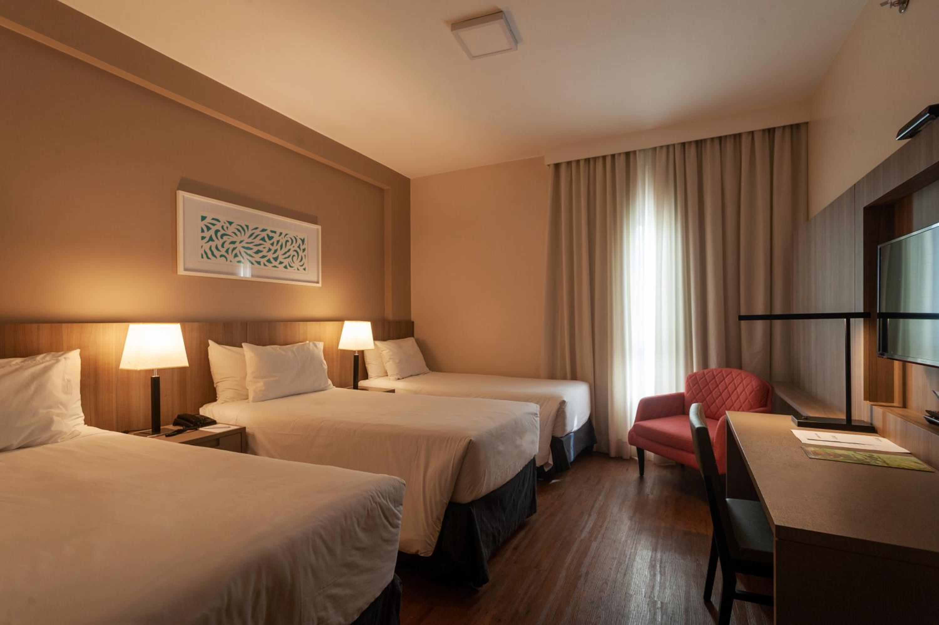 Superior Triple Room photo 2