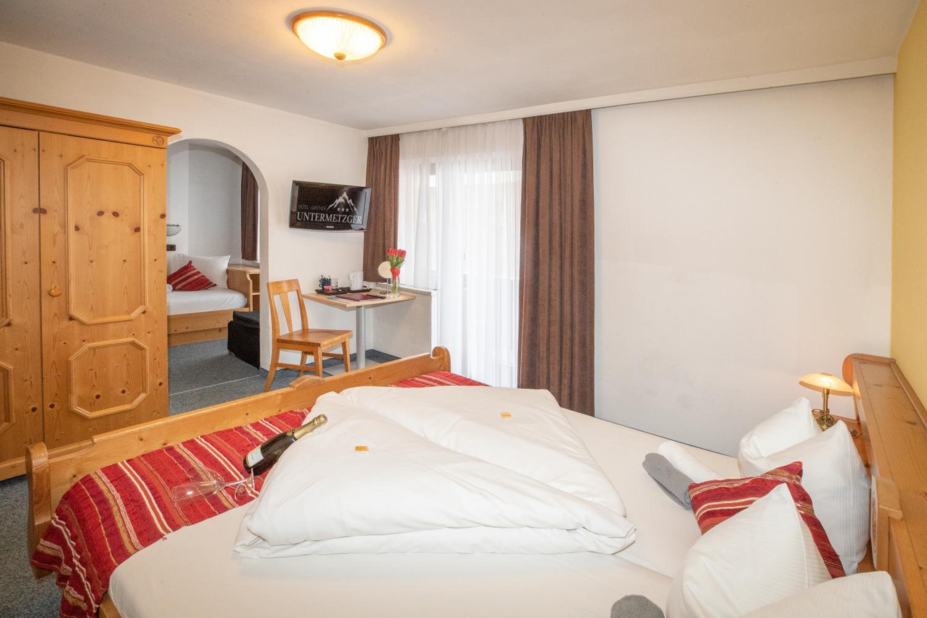 Triple Room with Balcony photo 3