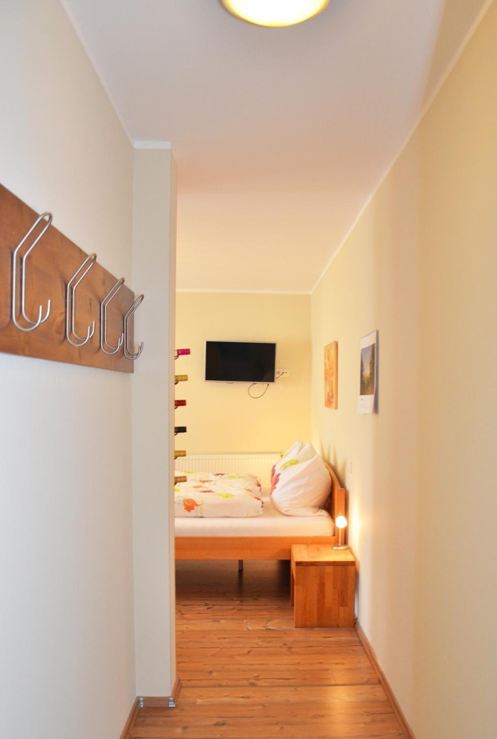 Apartment with Shower photo 2