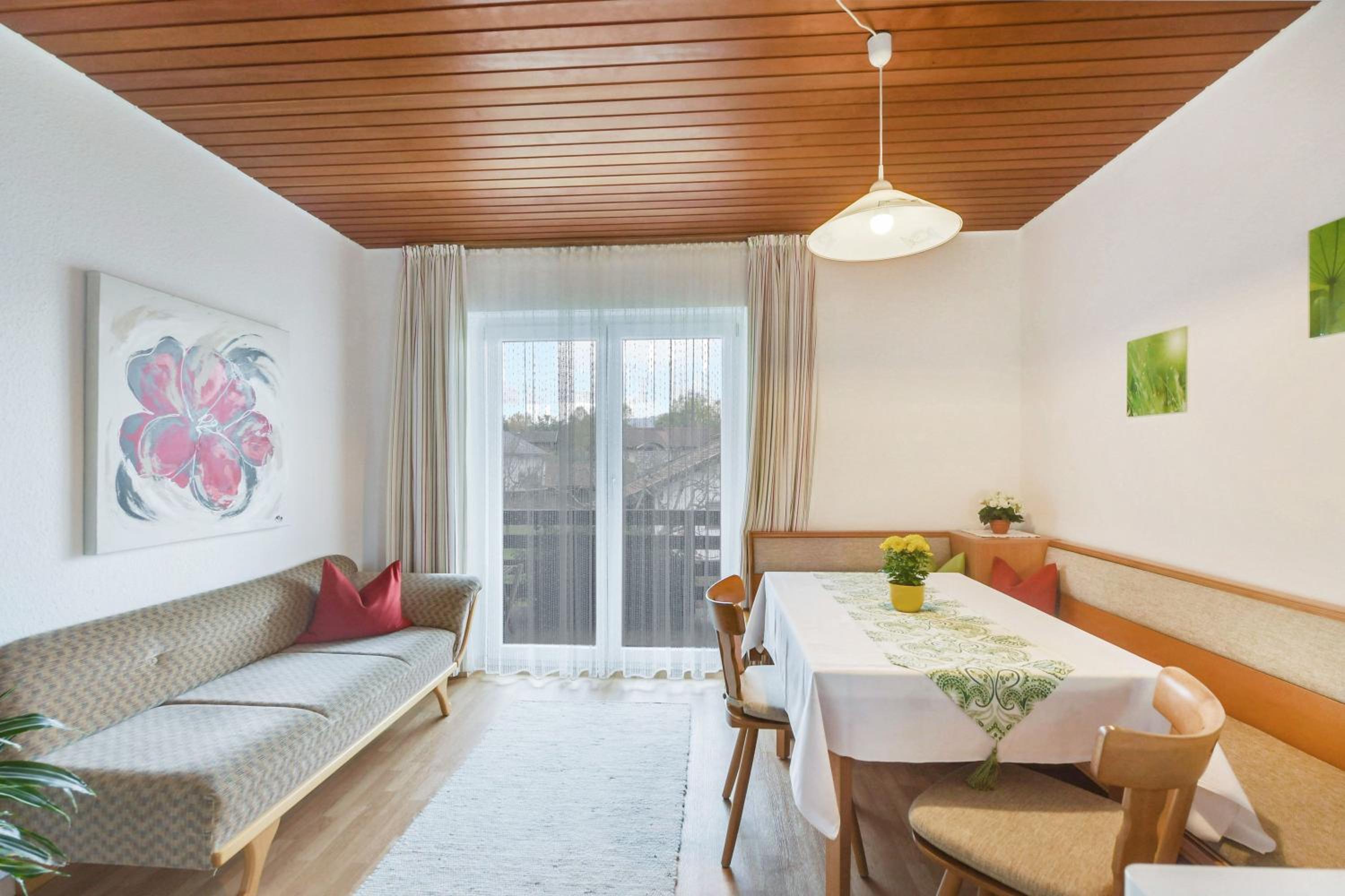 Two-Bedroom Deluxe Apartment with Garden View