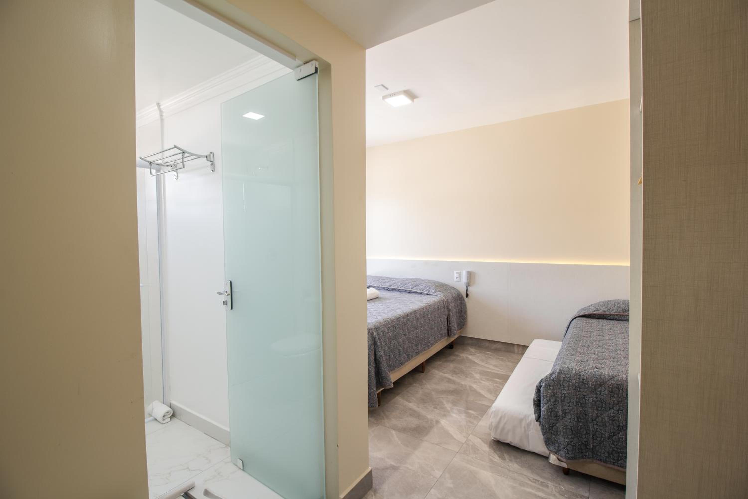 Standard Quadruple Room photo 3