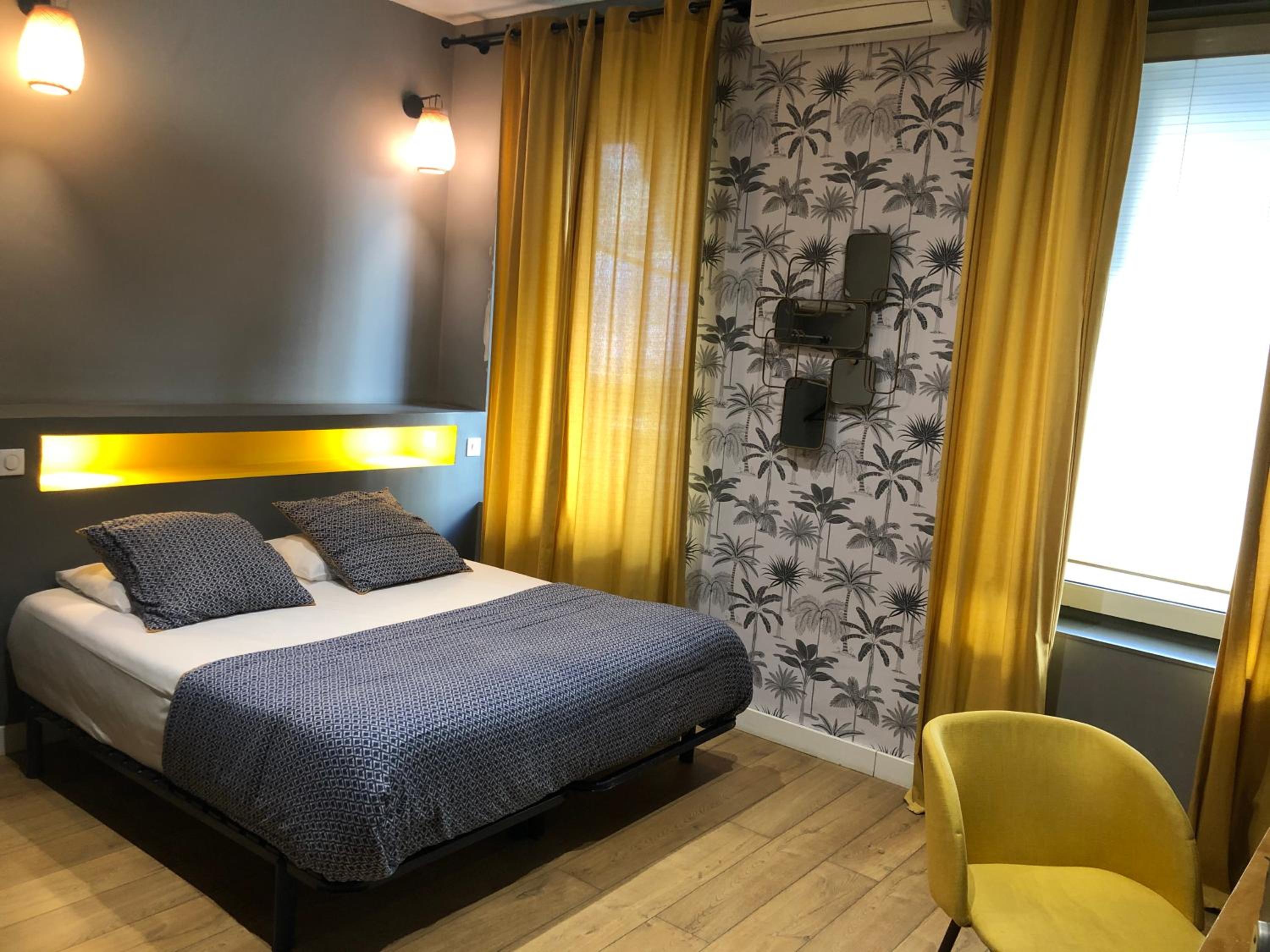 Superior Double Room - Photo 1