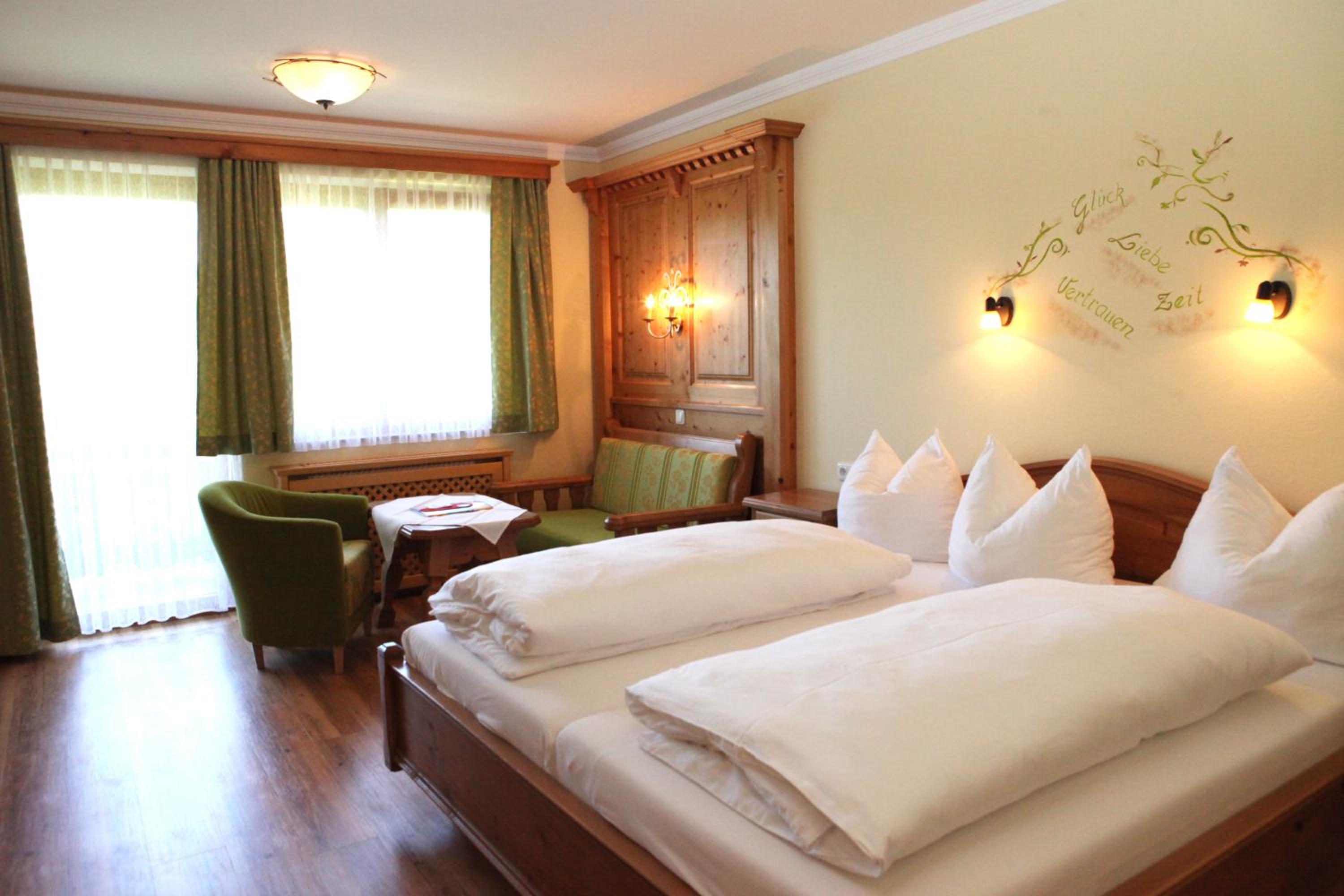 Double Room with Balcony photo 3