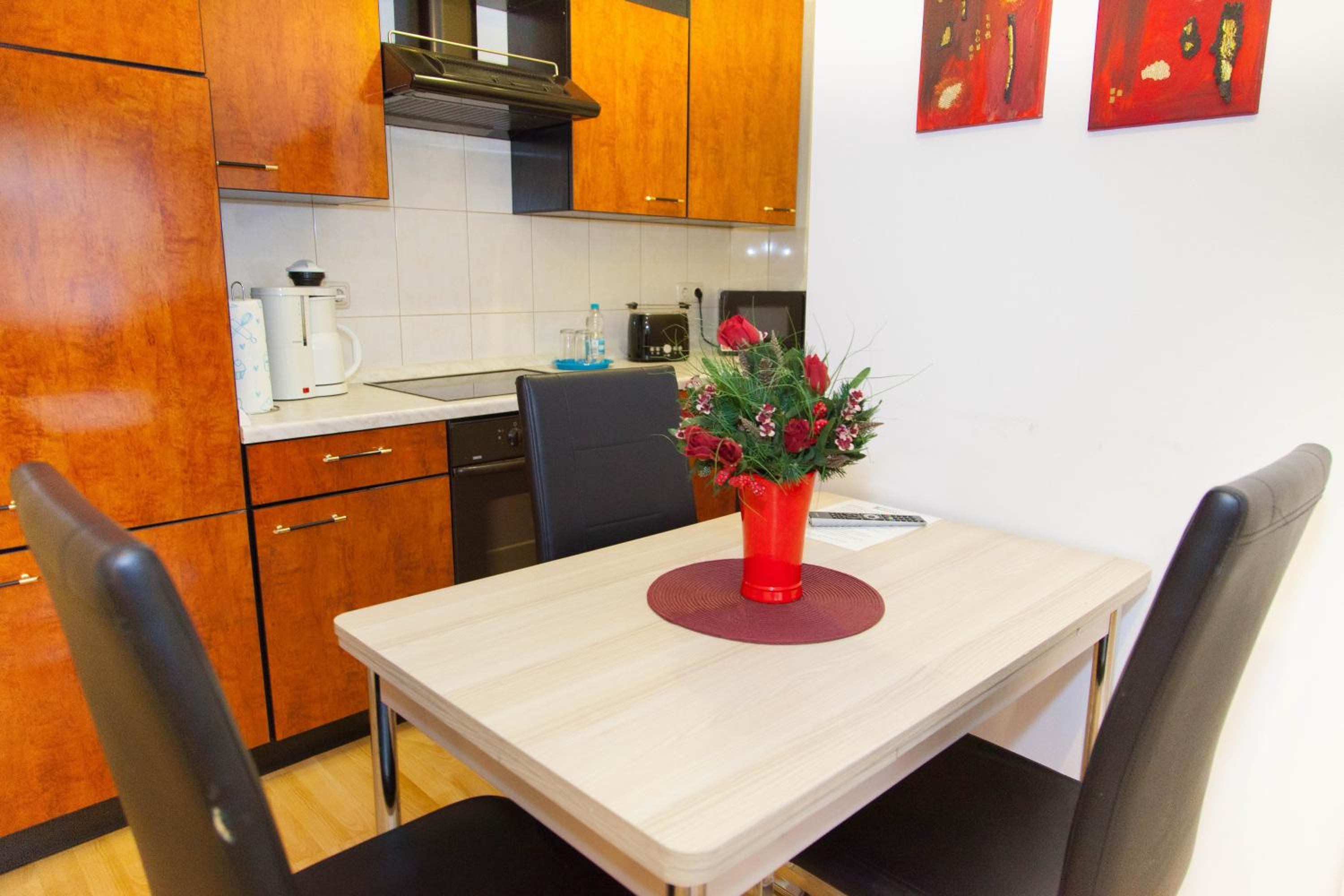 Two-Bedroom Apartment - Photo 24