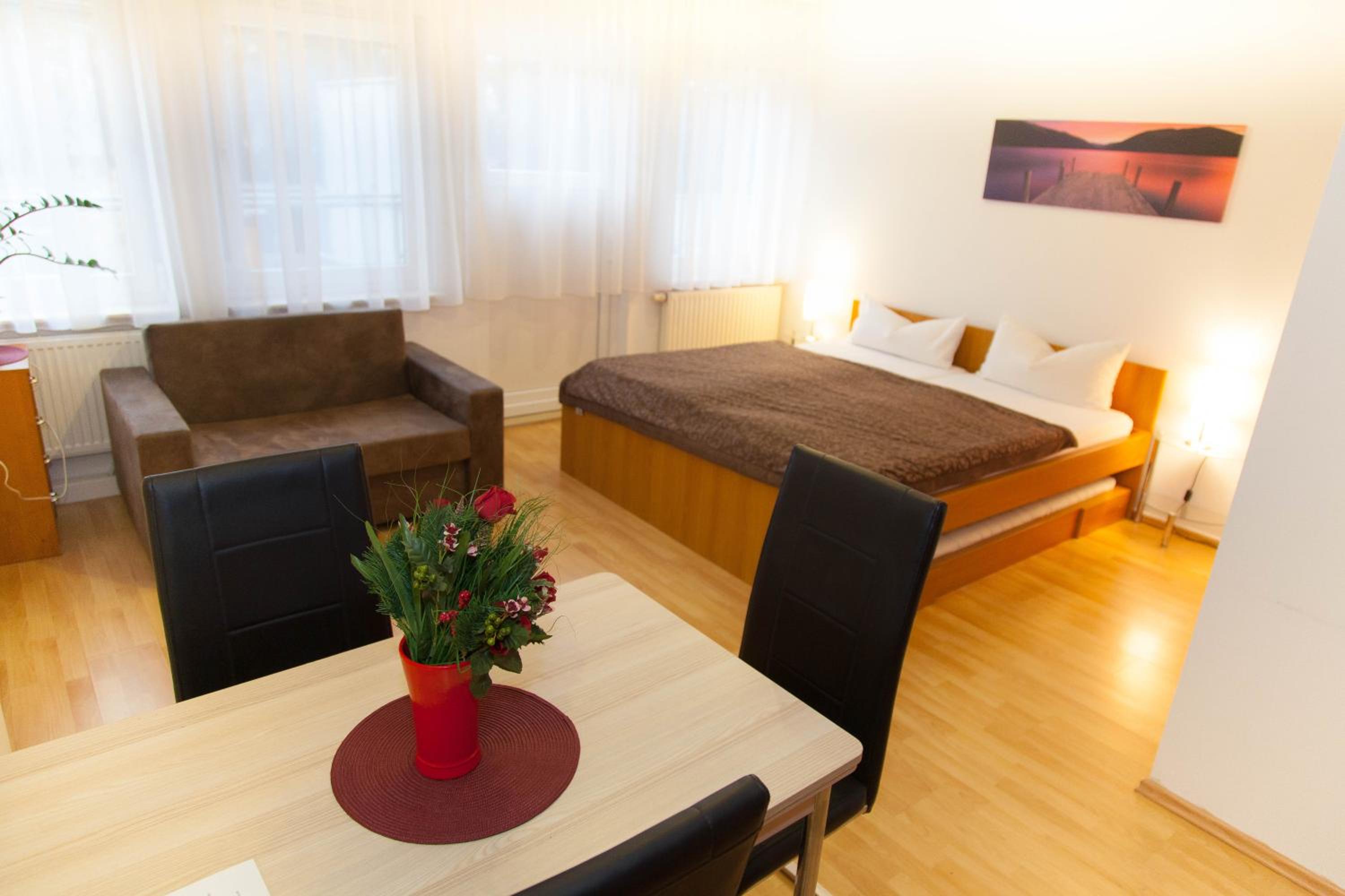 Two-Bedroom Apartment - Photo 22