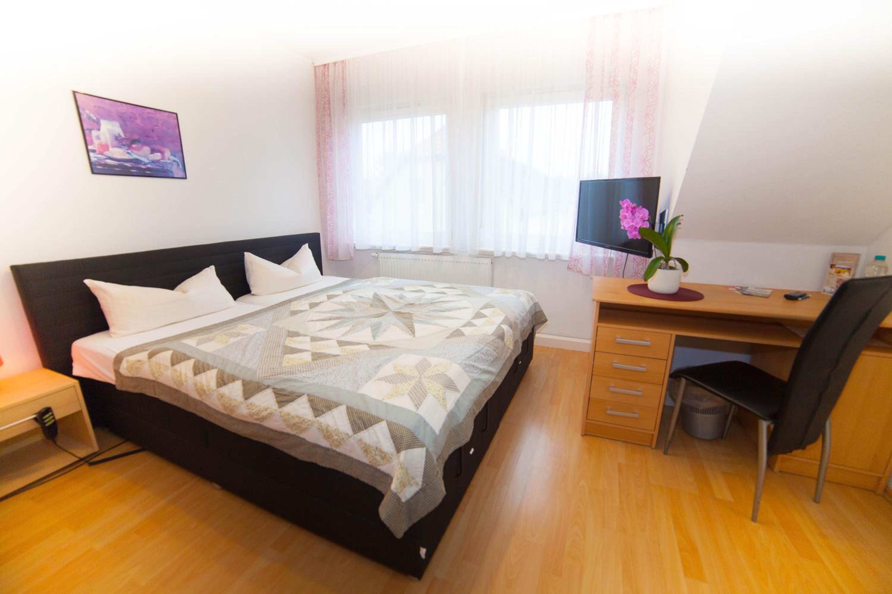 Two-Bedroom Apartment - Photo 14