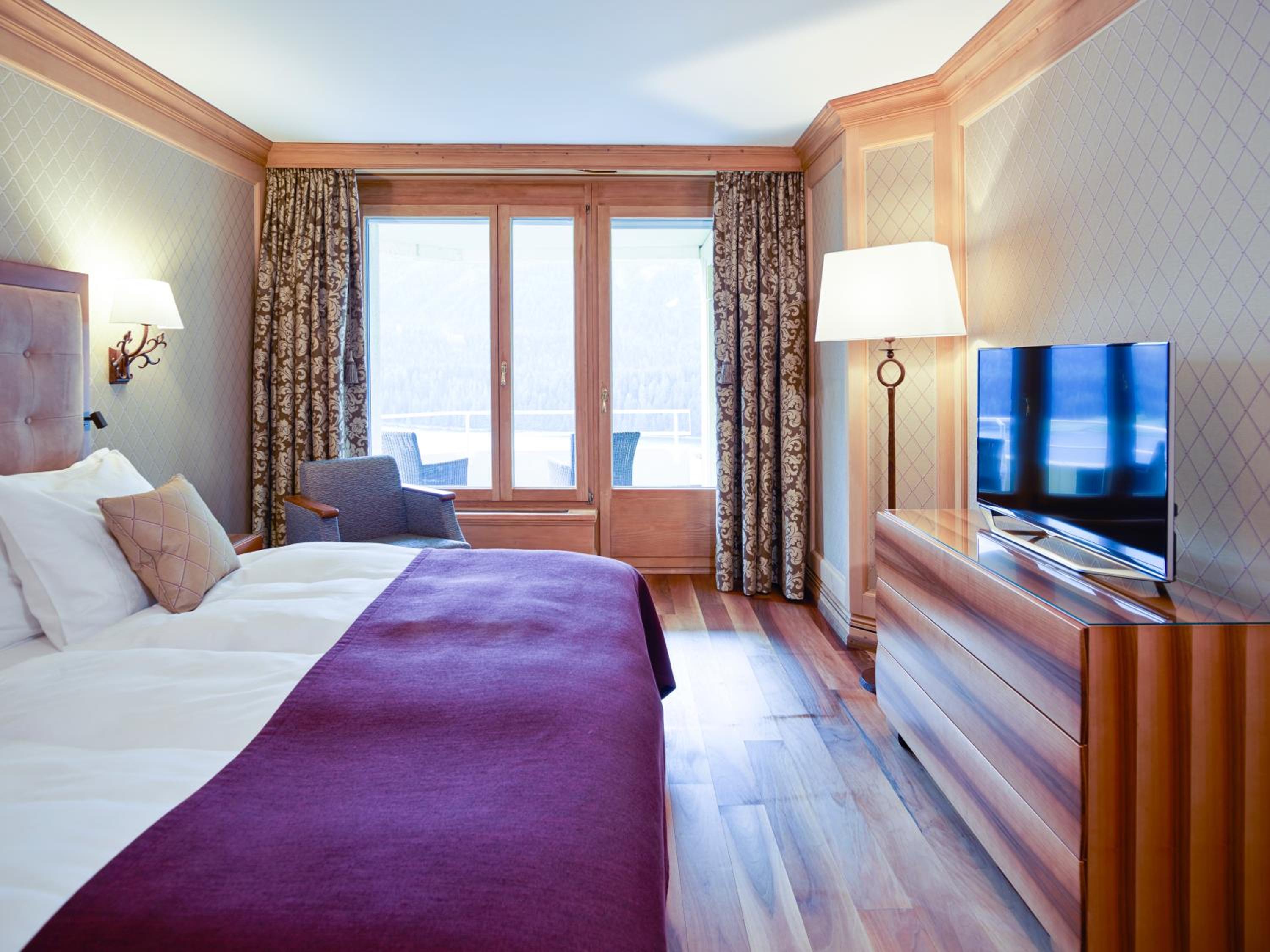 Deluxe Suite