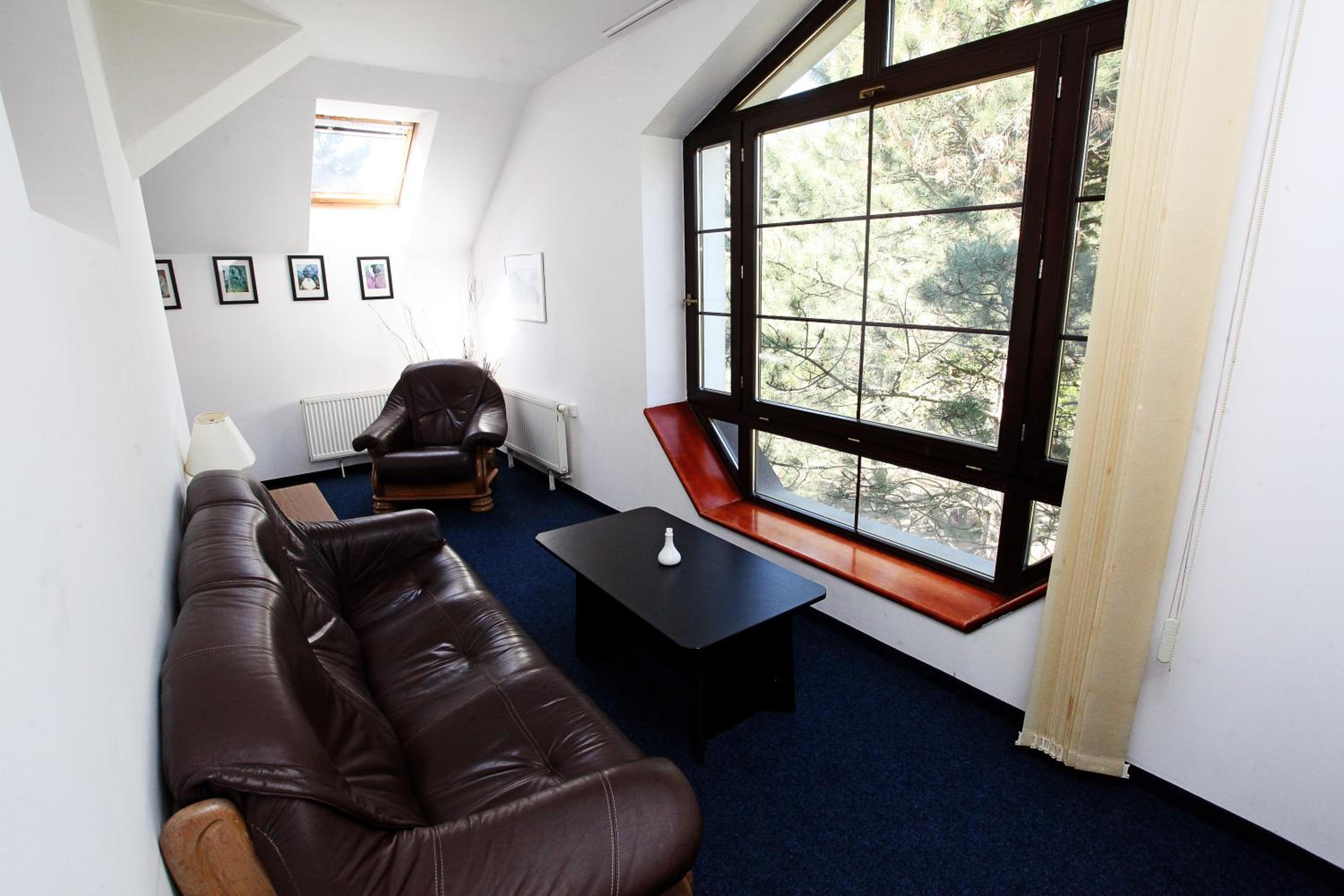 Quadruple Room with Bath - Photo 1