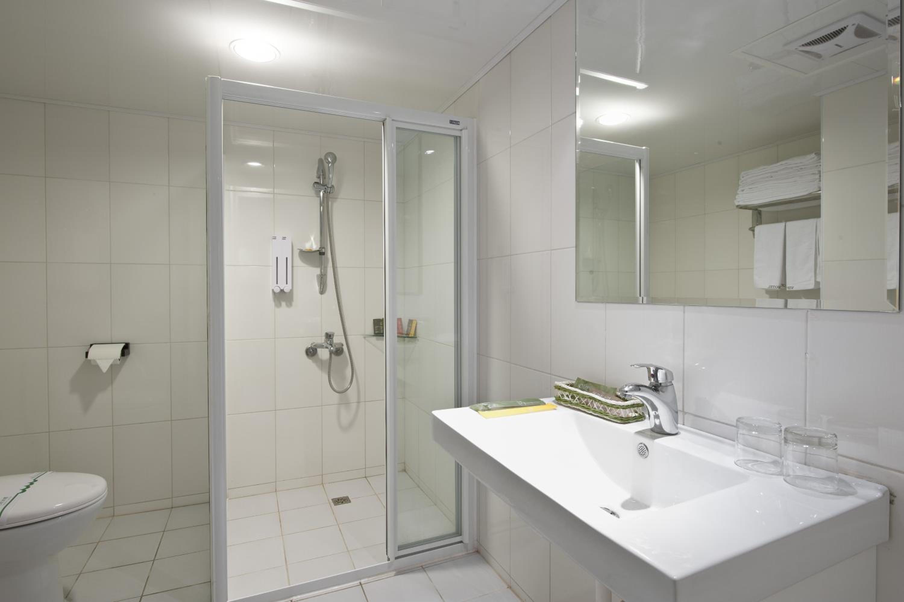 Double Room - Photo 3