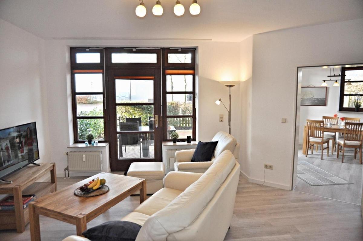 Apartment with Sea View photo 3